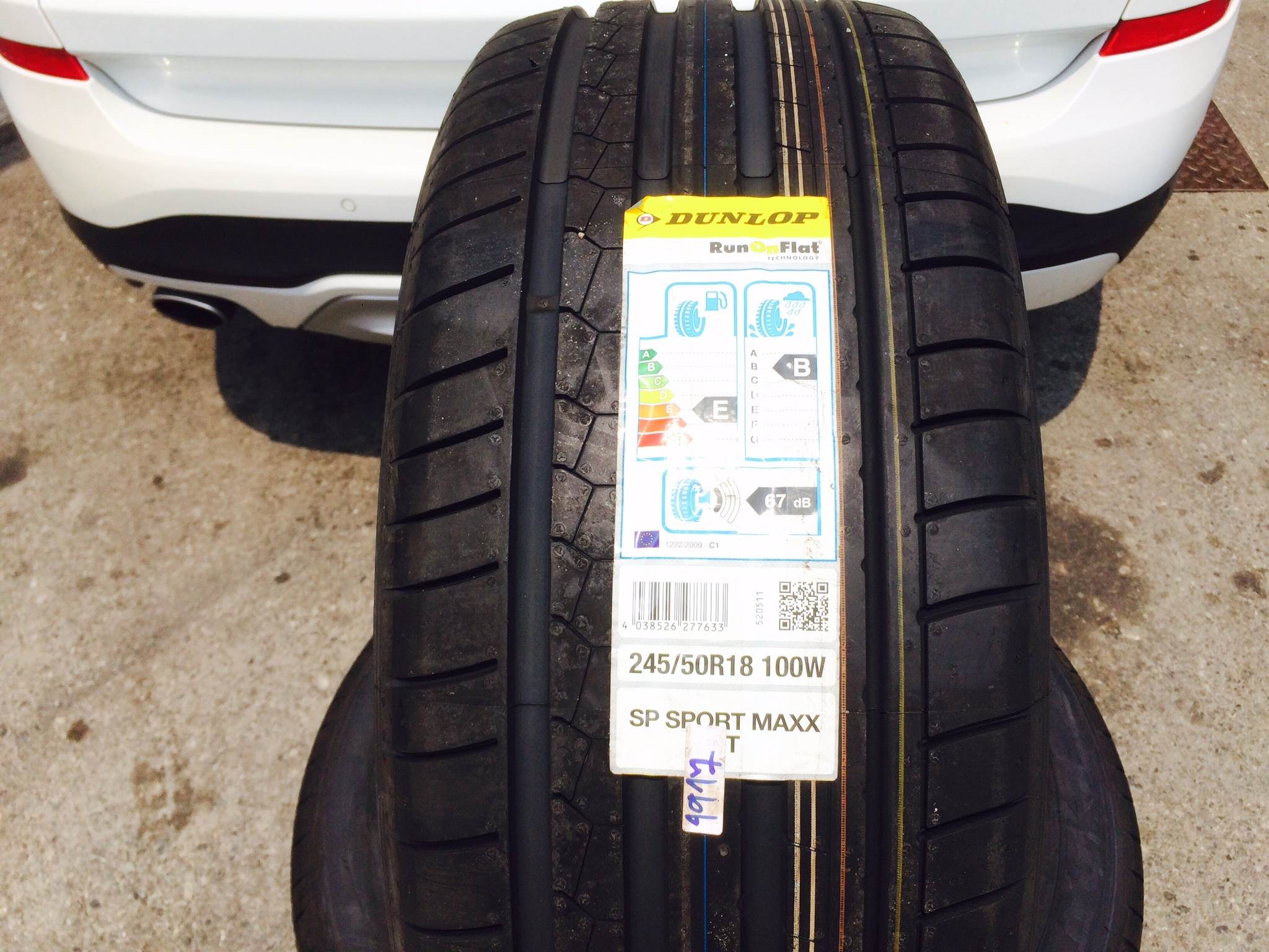 DUNLOP SPORT MAXX GT RFT 245-50-18 ยาง RUNFLAT