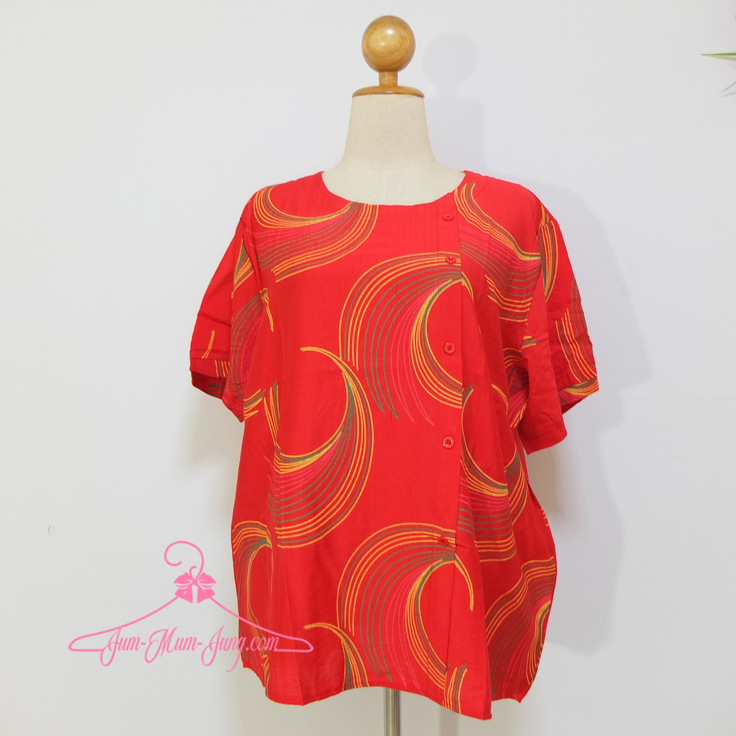 *อก50-52นิ้ว*เสื้อคนอ้วนผ้าลินินสลาฟสีแดงสกรีนกราฟฟิก แต่งกระดุมด้านข้าง สวยเก๋น่ารักมากๆค่ะ