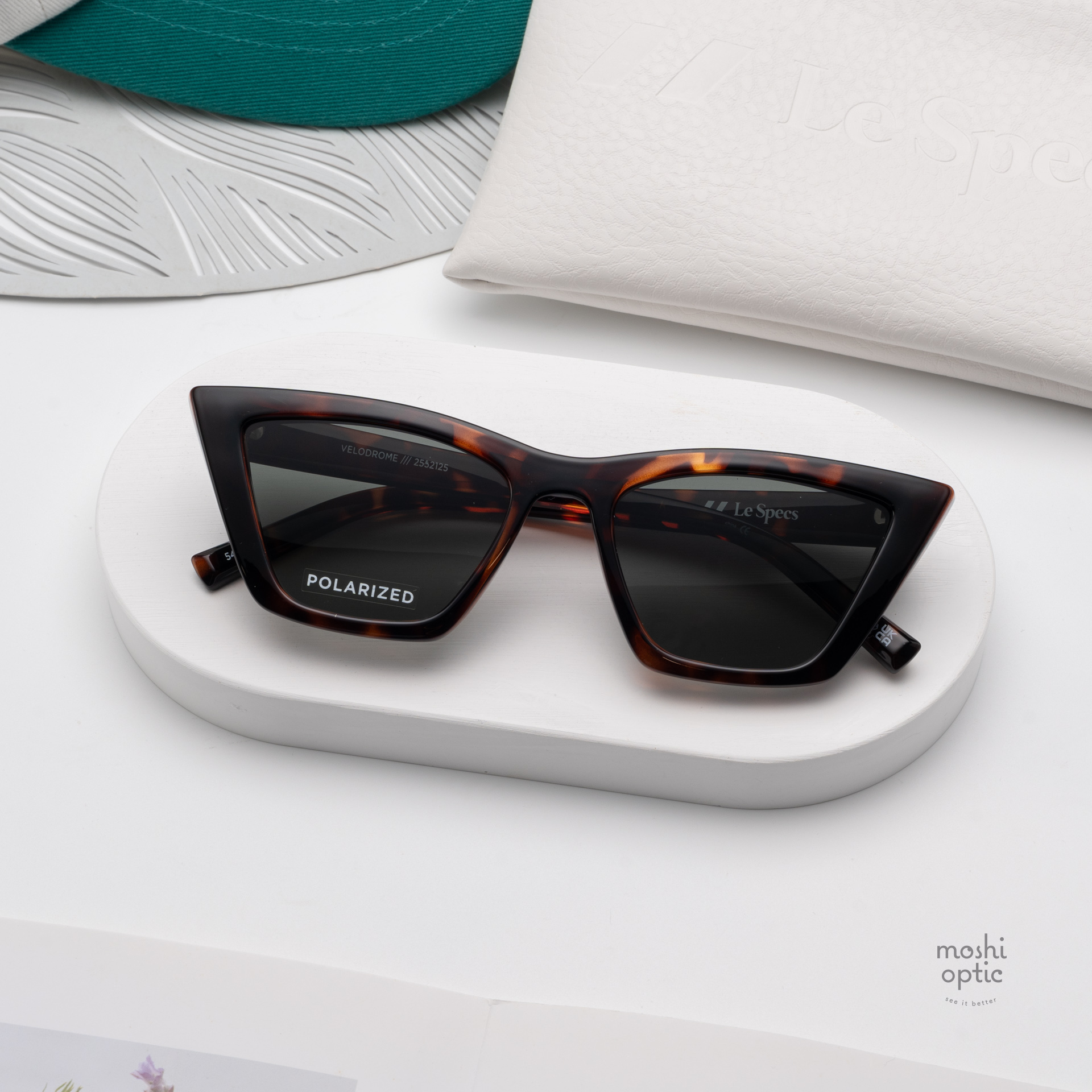 แว่นกันแดด Le Specs LSP2552125 VELODROME Dark Tort Khaki Polarized