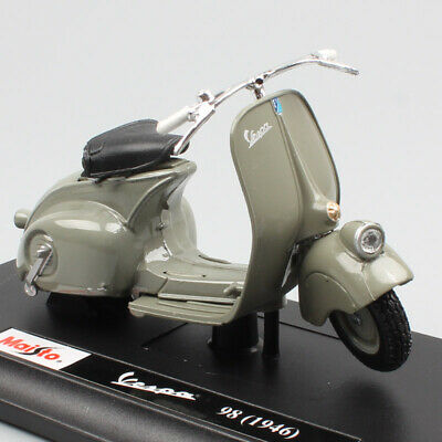 ขาย พรีออเดอร์ โมเดลรถเหล็ก โมเดลรถ มอเตอร์ไซค์ Vespa 98 1946 1:18 สเกล มี โปรโมชั่น