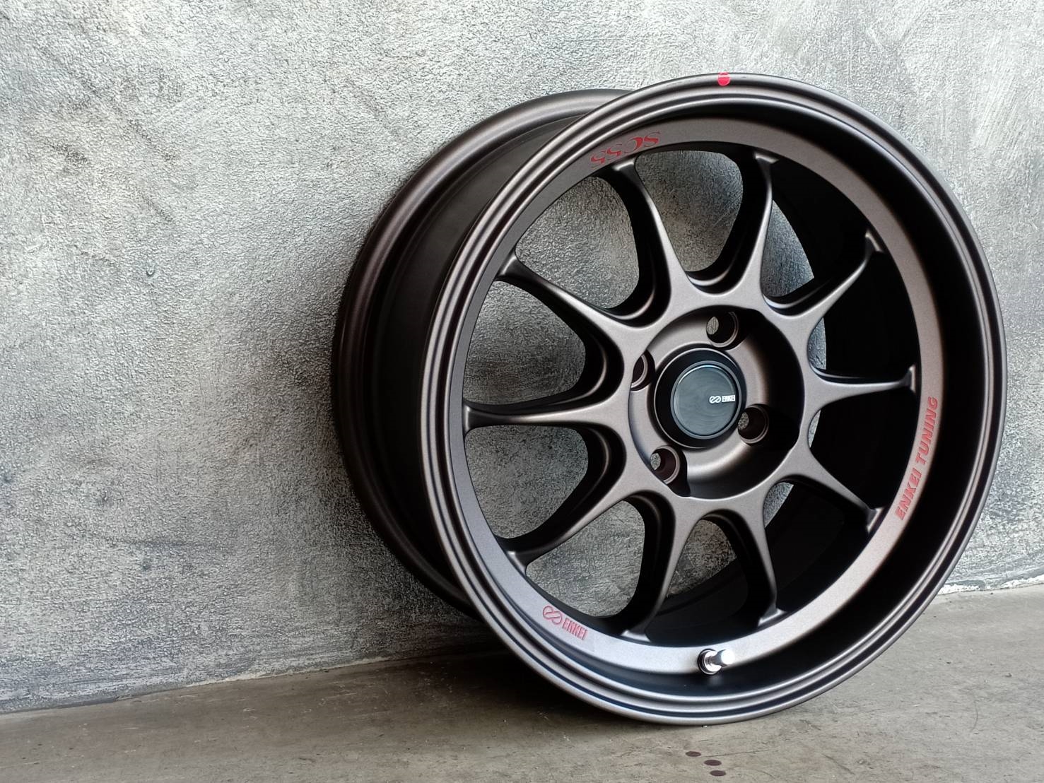 ENKEI TUNING SC55 15X7 4X100 28 73.1 DGM8QR2DRK สินค้าราคาถูก