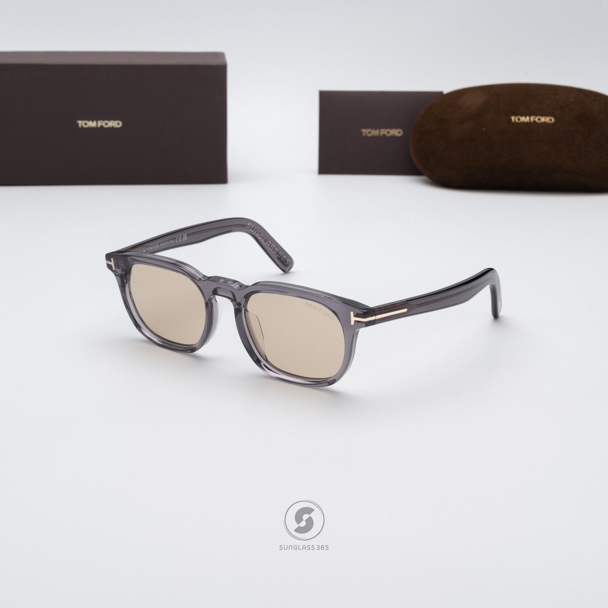 แว่นกันแดด TOM FORD TF1122-D 20E