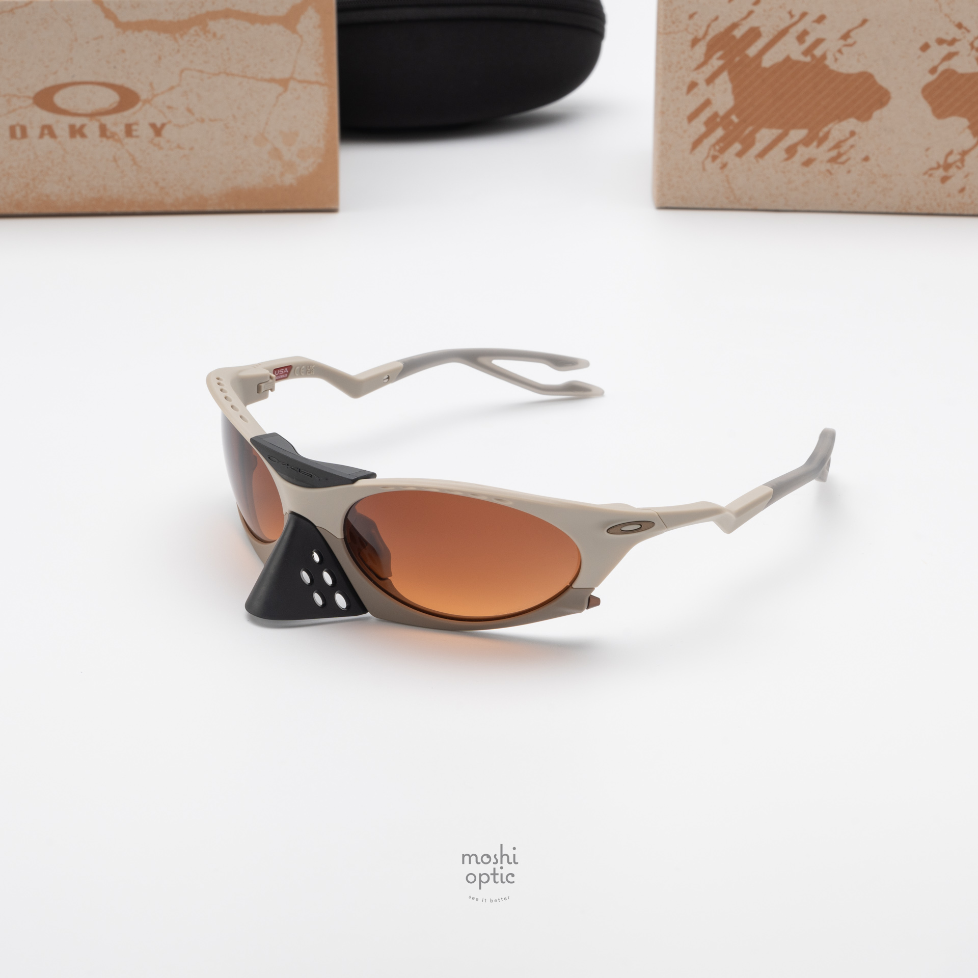 OAKLEY Plantaris OO9437-02 Matte Sand Prizm Brown Gradient
