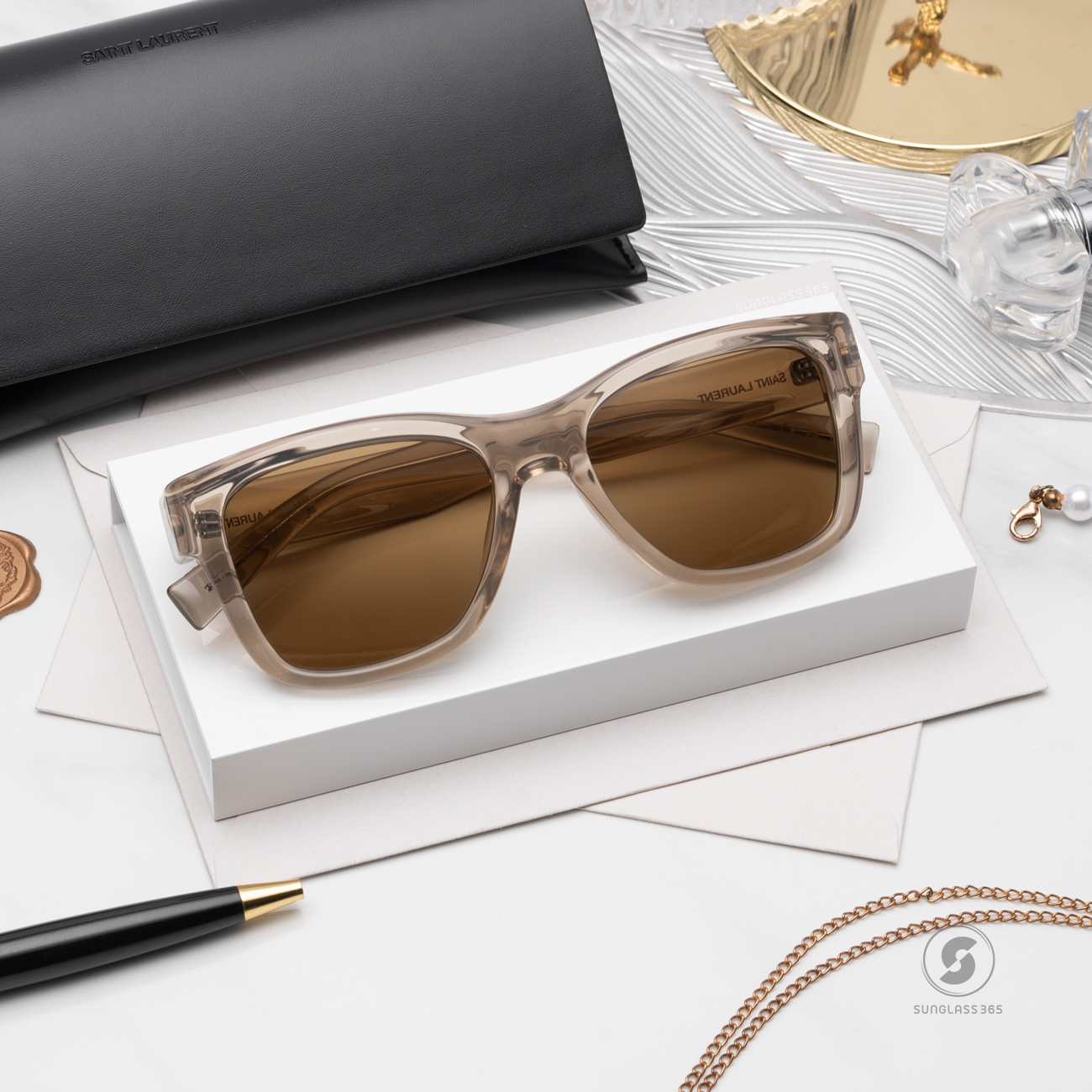 แว่นกันแดด YVES SAINT LAURENT SL674 005