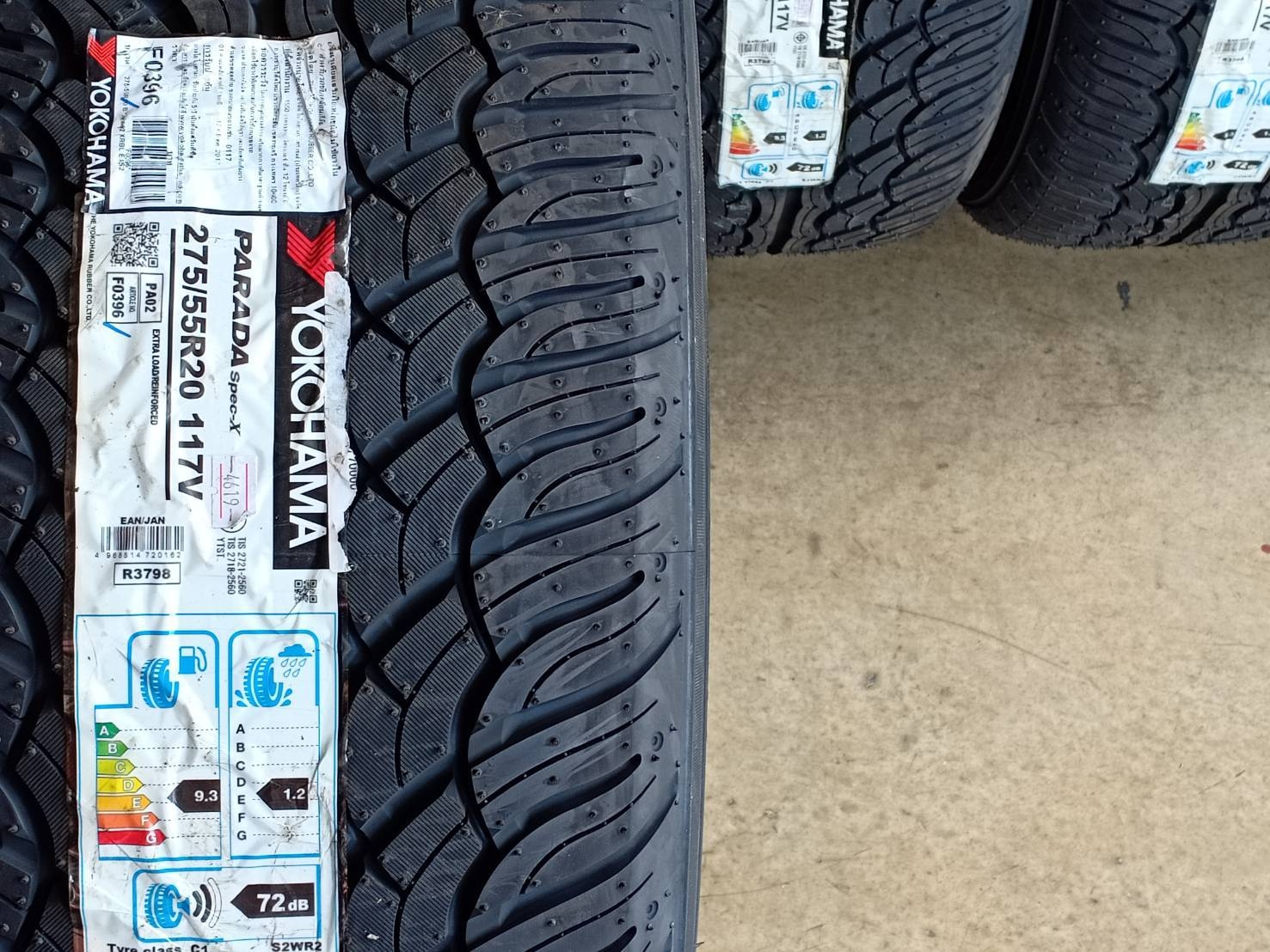 YOKOHAMA 275/55R20 PARADA PA02 117V MADE IN JAPAN