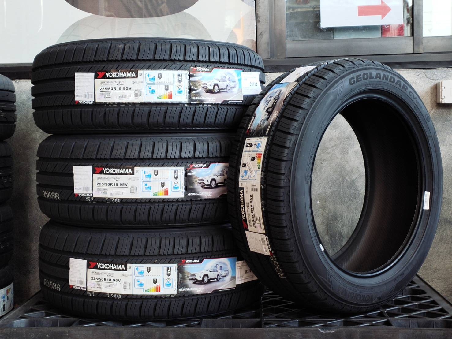 YOKOHAMA 225/50R18 95V G058 MAXLOAD 690KG THAILAND