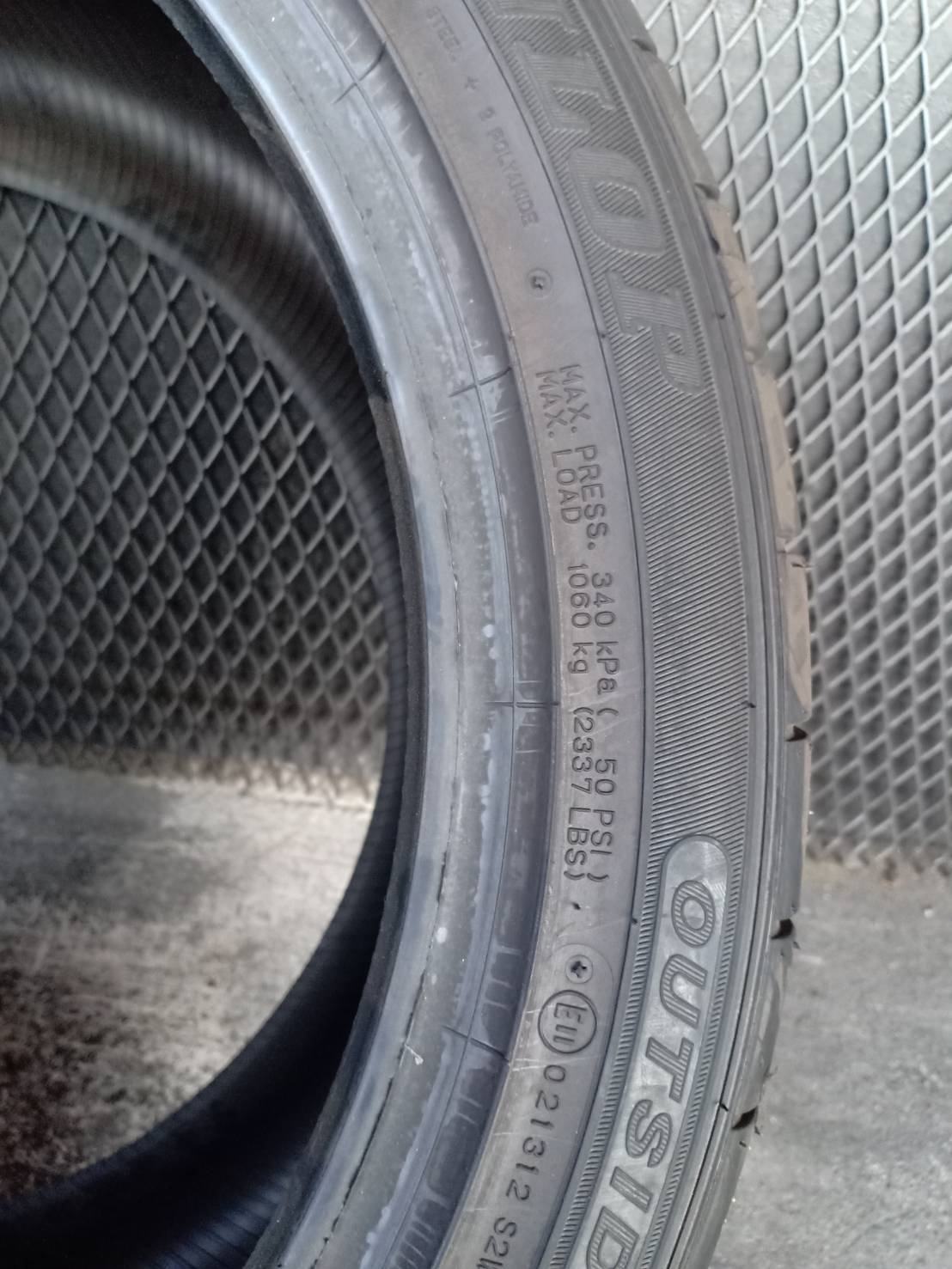 DUNLOP SPMAXX050+ 315/35-20 เส้น 13500 ปกติ 21000 บาท