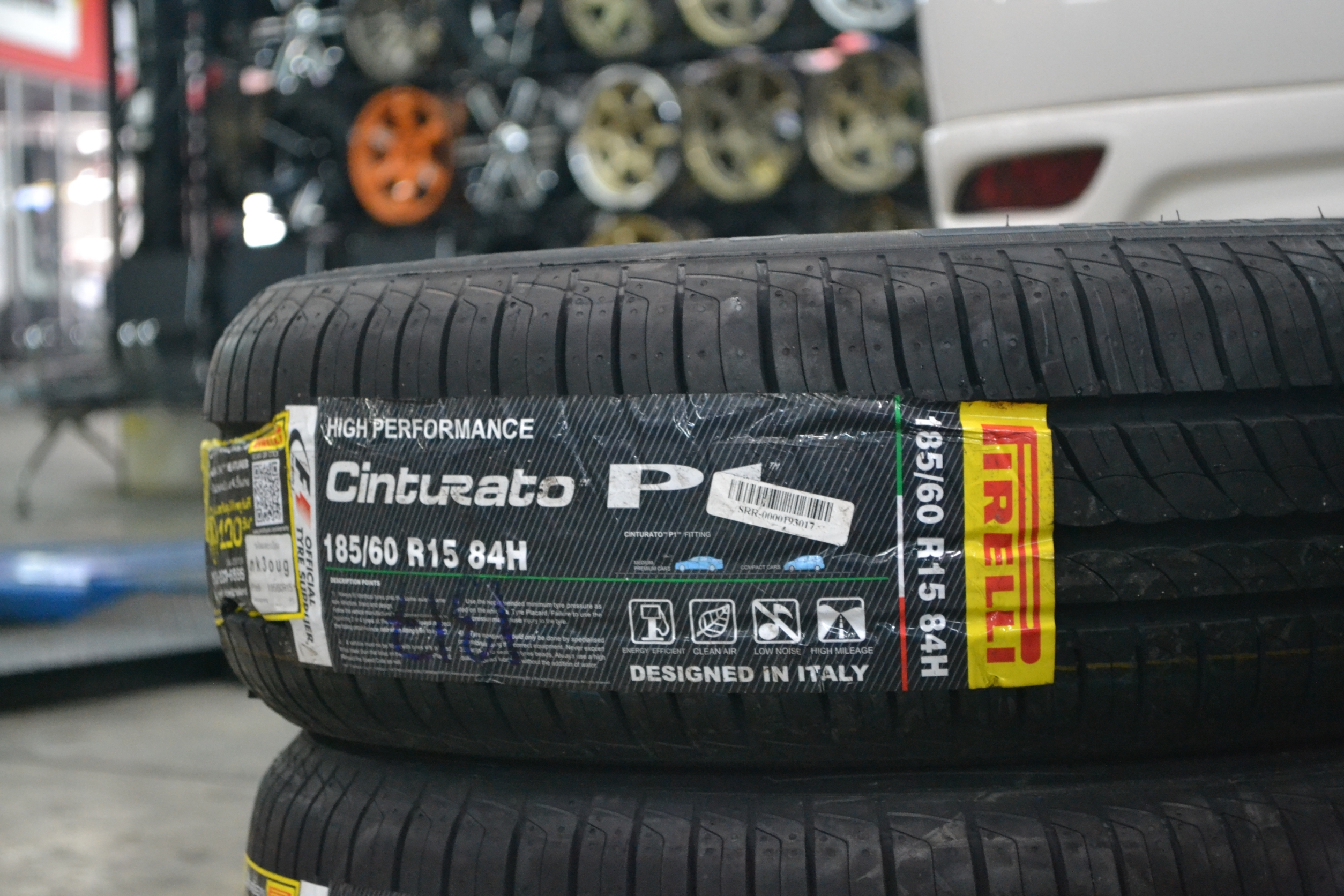 ยางใส่วีออส PIRELLI Cinturato P1 185/60R15ซื้อ2แถม2