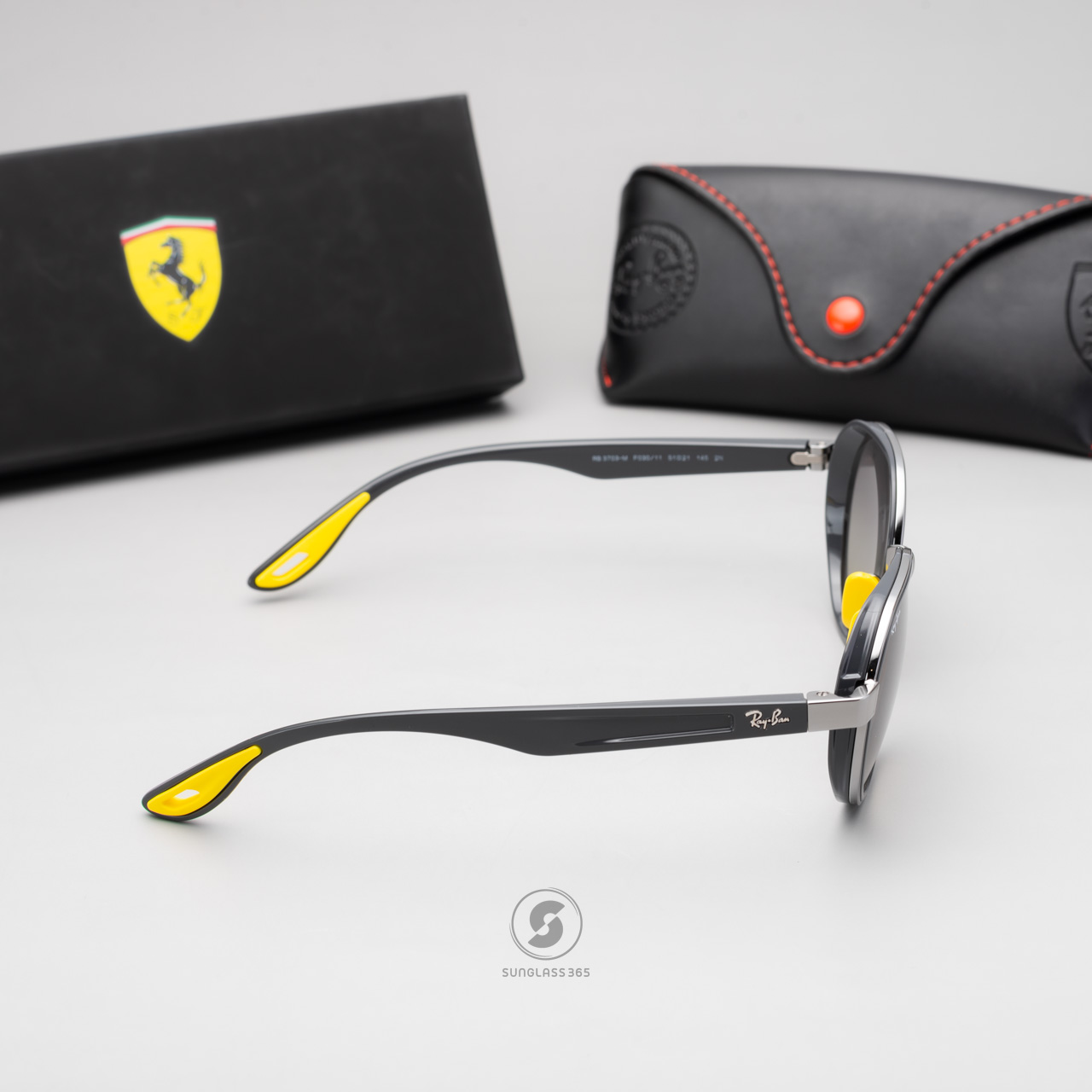 Ray-Ban RB3703M F03011 Gunemtal