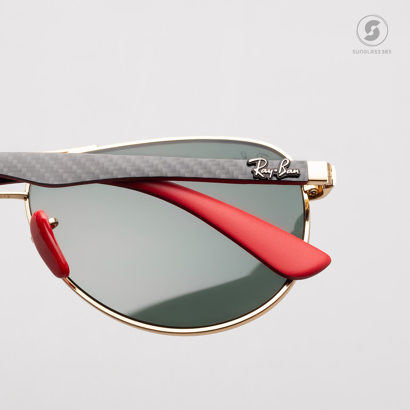 Ray-Ban RB8313M F00871 Ferrari Collection ฺGold