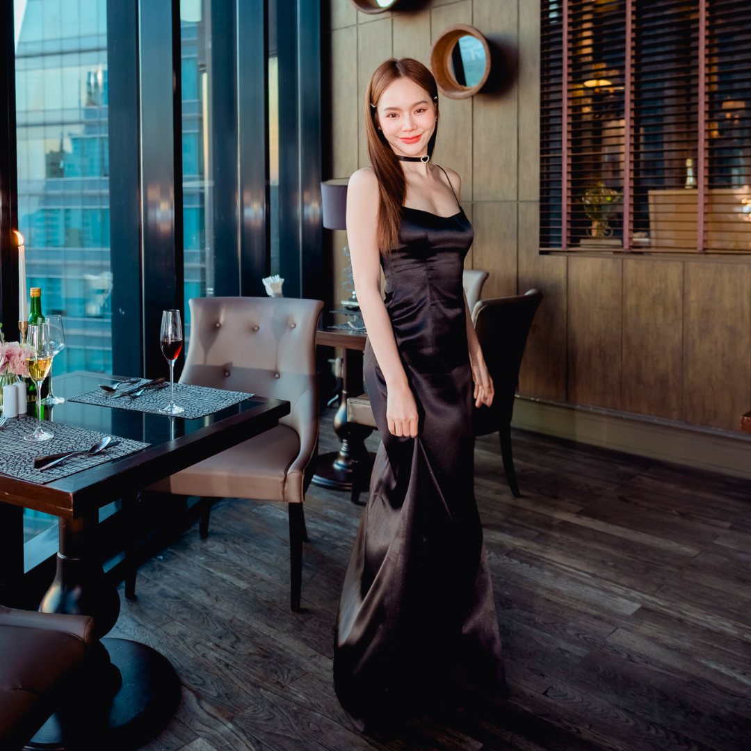 Lism D-083 Satin Luxe Slit Dress เดรสซาตินยาวผ่าข้างสุดหรู