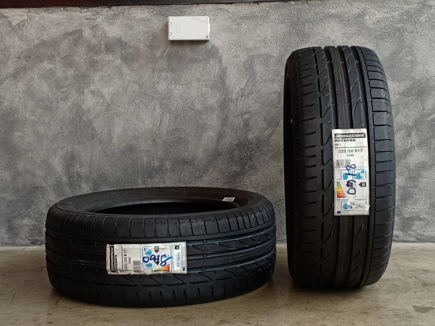 ยางใหม่ BRIDGESTONE S001 225/50-17 เส้น 4500 ปกติ 7500