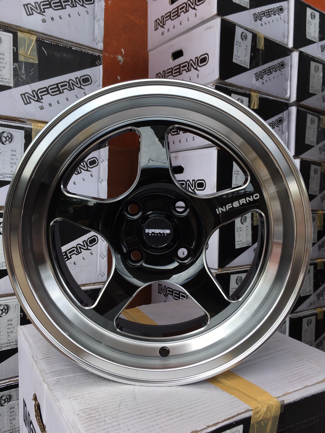 ล้อแม็กซ์ WELD AJ ขอบ15 ราคาถูก