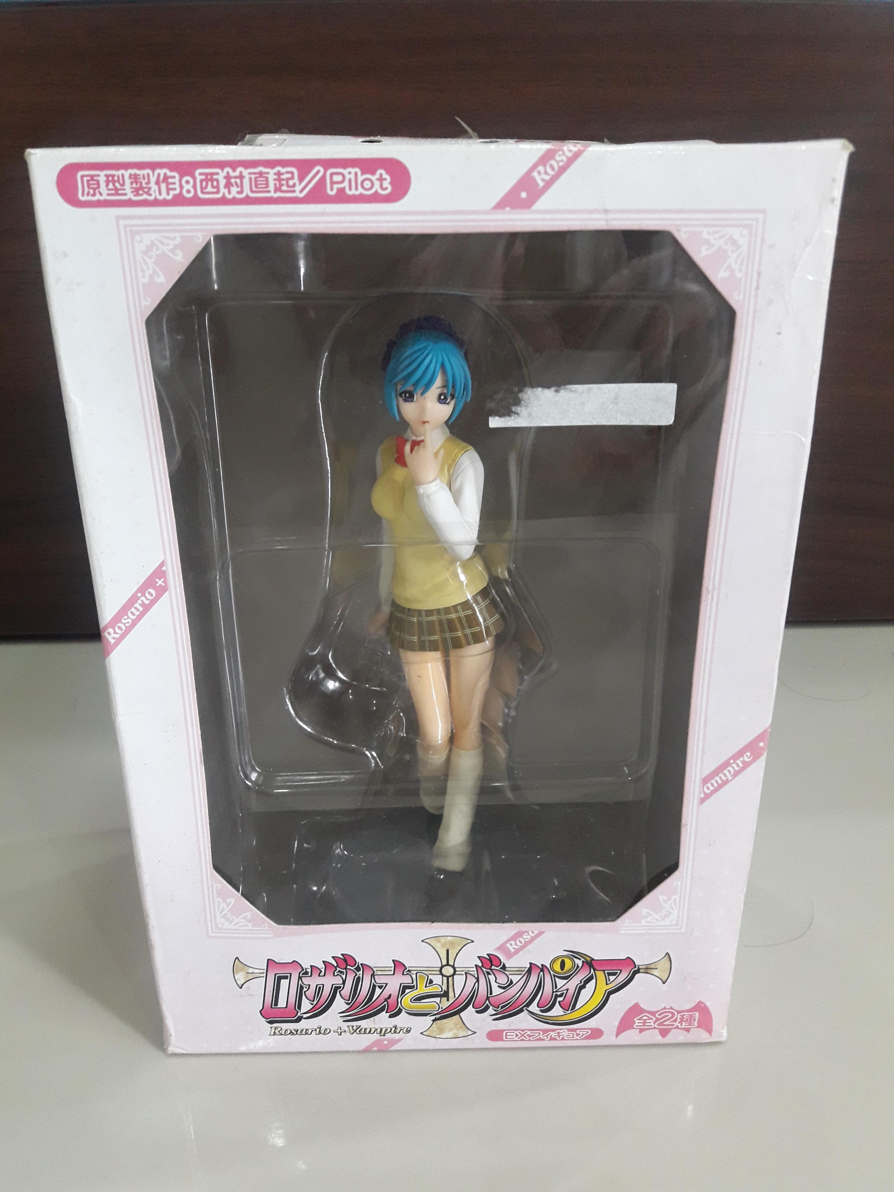 โมเดลฟิกเกอร์จากเรื่องRosario+Vampire