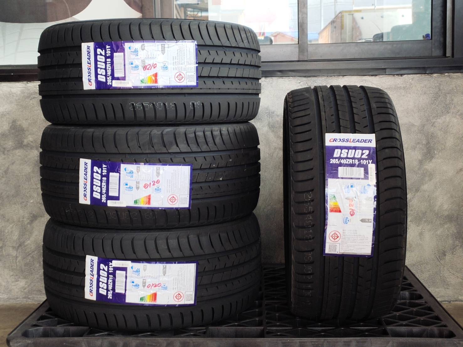 CROSSLEADER 265/40ZR18