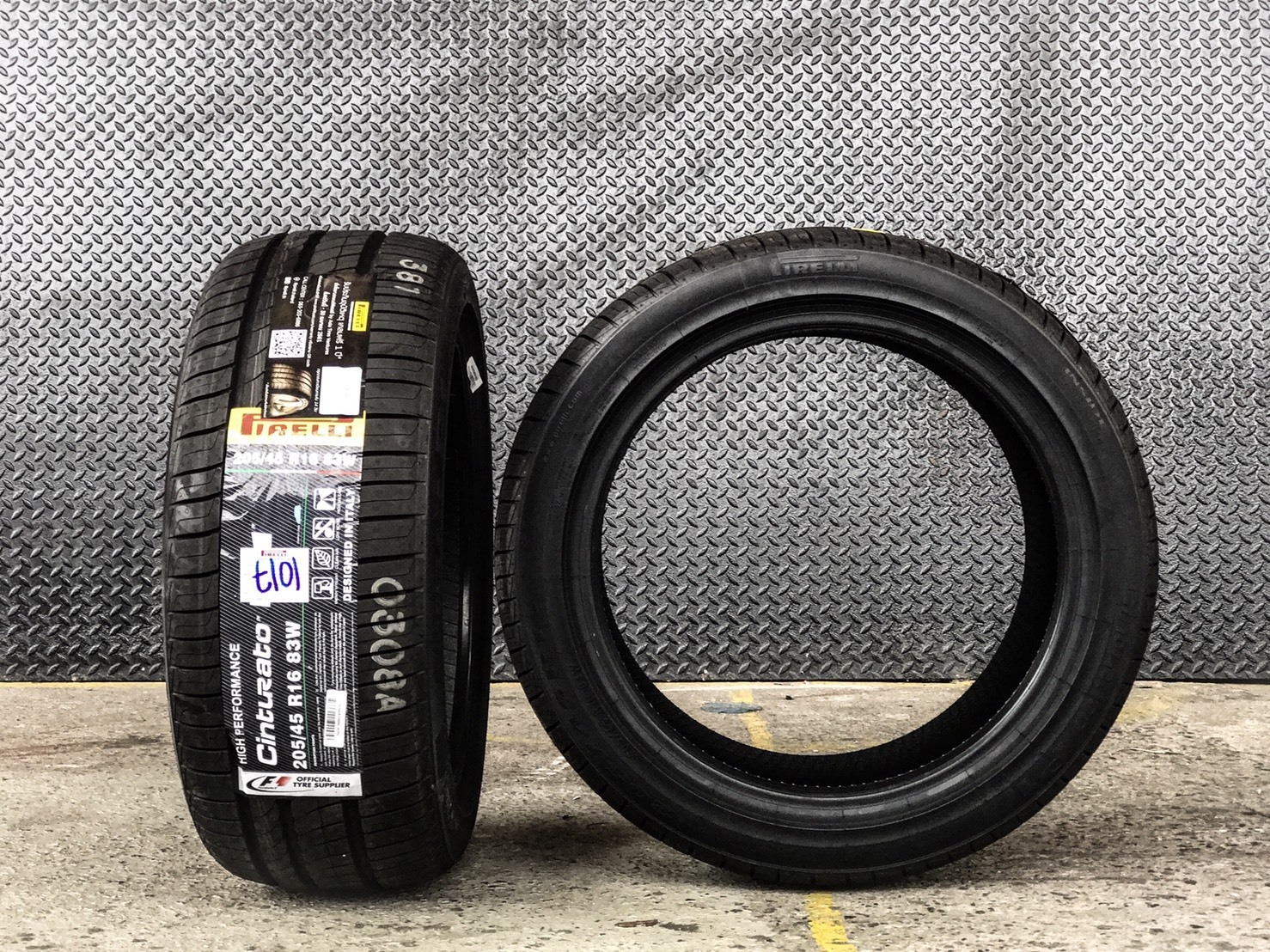 PIRELLI Cinturato P1 205/45R16 ซื้อ2แถม2
