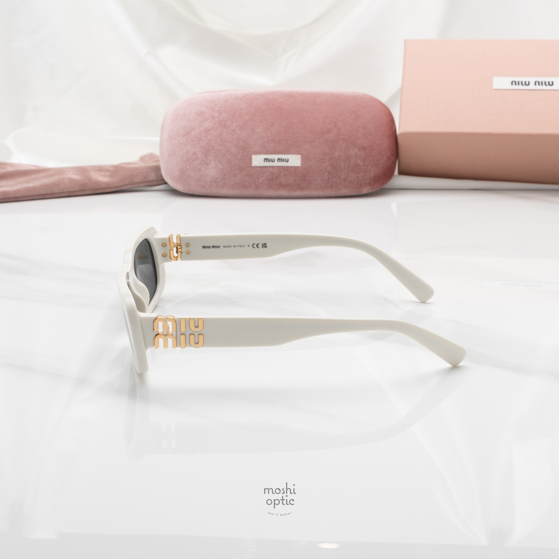 แว่นกันแดด Miu Miu MU08ZS 1425S0