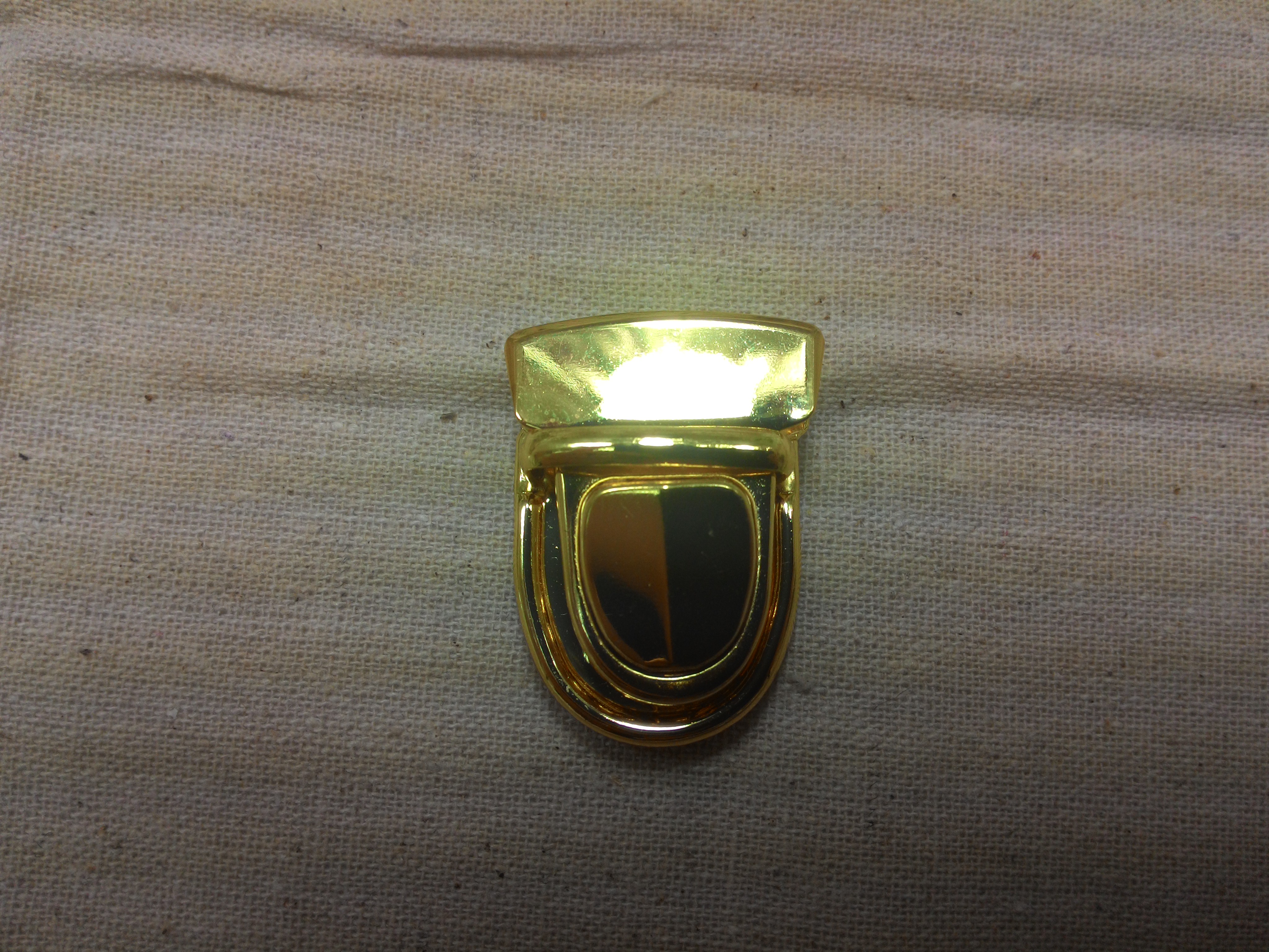 หน้ากระเป๋ามน ทอง