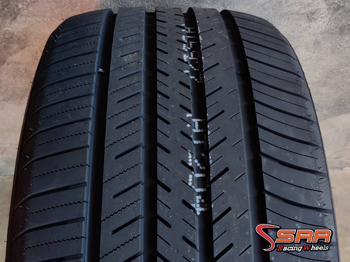 ATLAS 305/40R22 FORCE UHP ปี2021 ราคาถูก