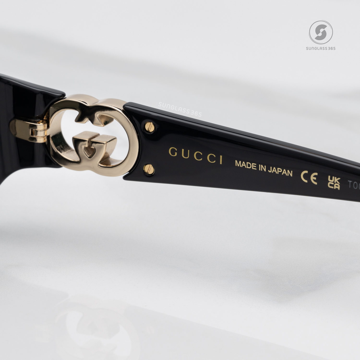 แว่นกันแดด Gucci GG1662SA 001