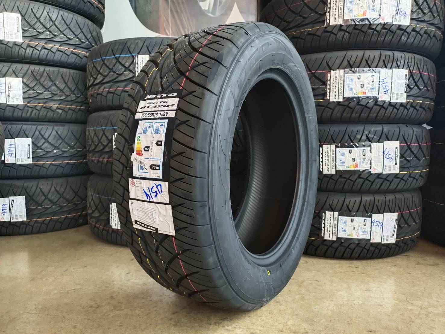 ยาง NITTO NT420S 255/55R18 109V JAPAN