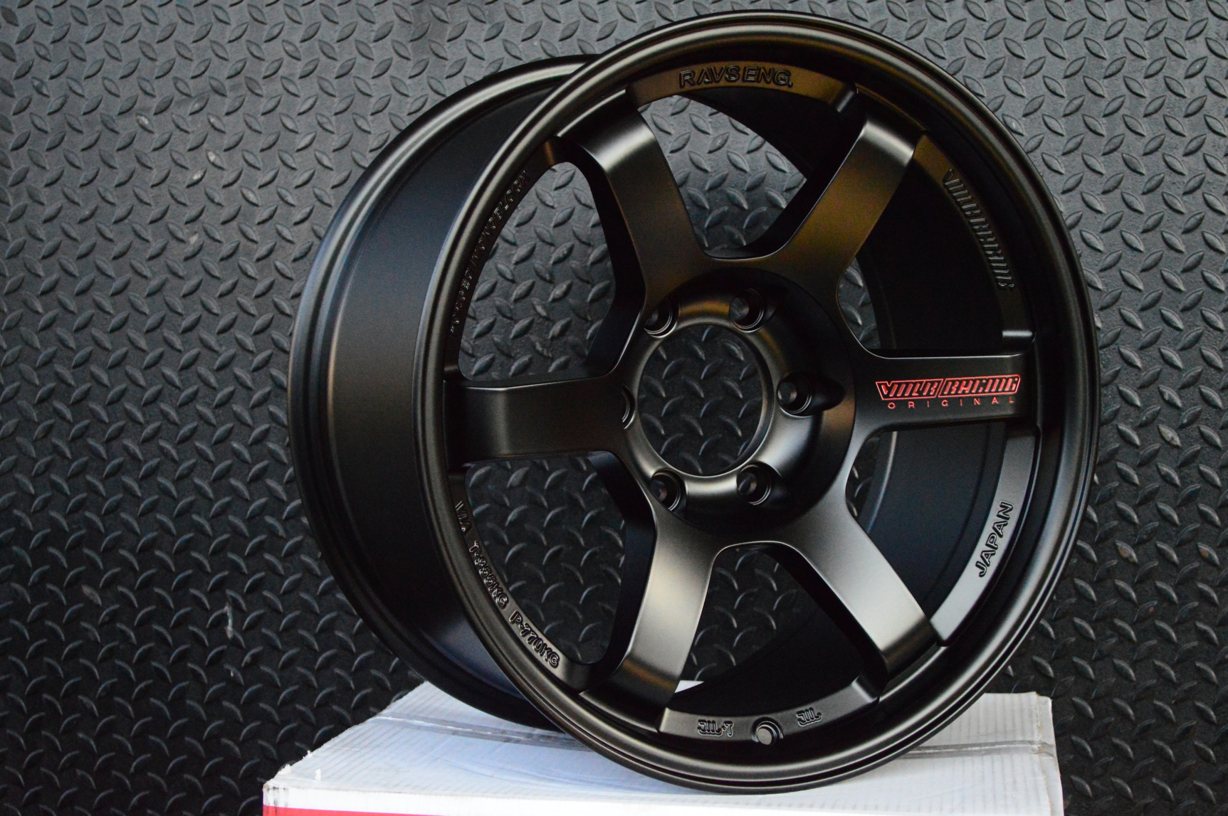 สินค้าตัวใหม่ TE37SUV กลึงก้านแดง