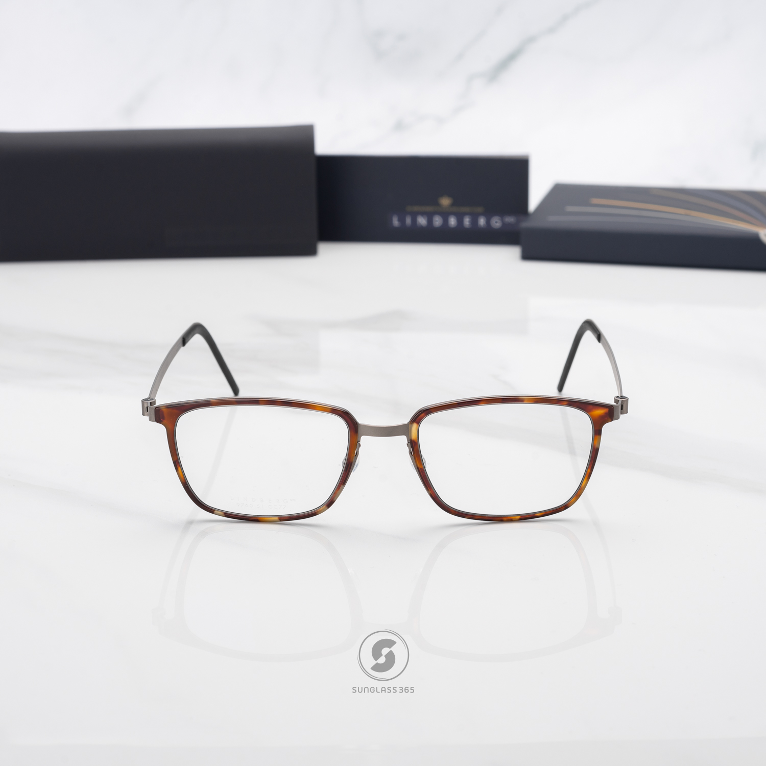 แว่นสายตา Lindberg Strip Titanium 028 13C87 9760 T207 10