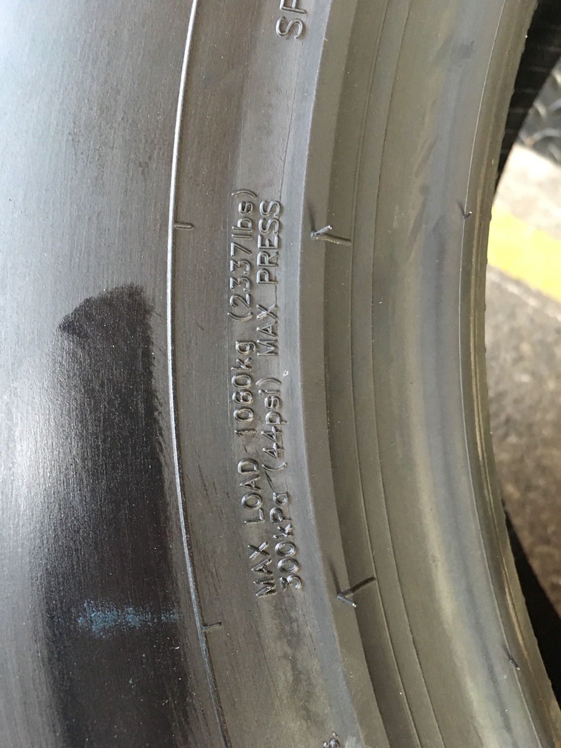 GT RADIAL DVENTURO AT3 265-65-17 เส้น 2900 ปี 18