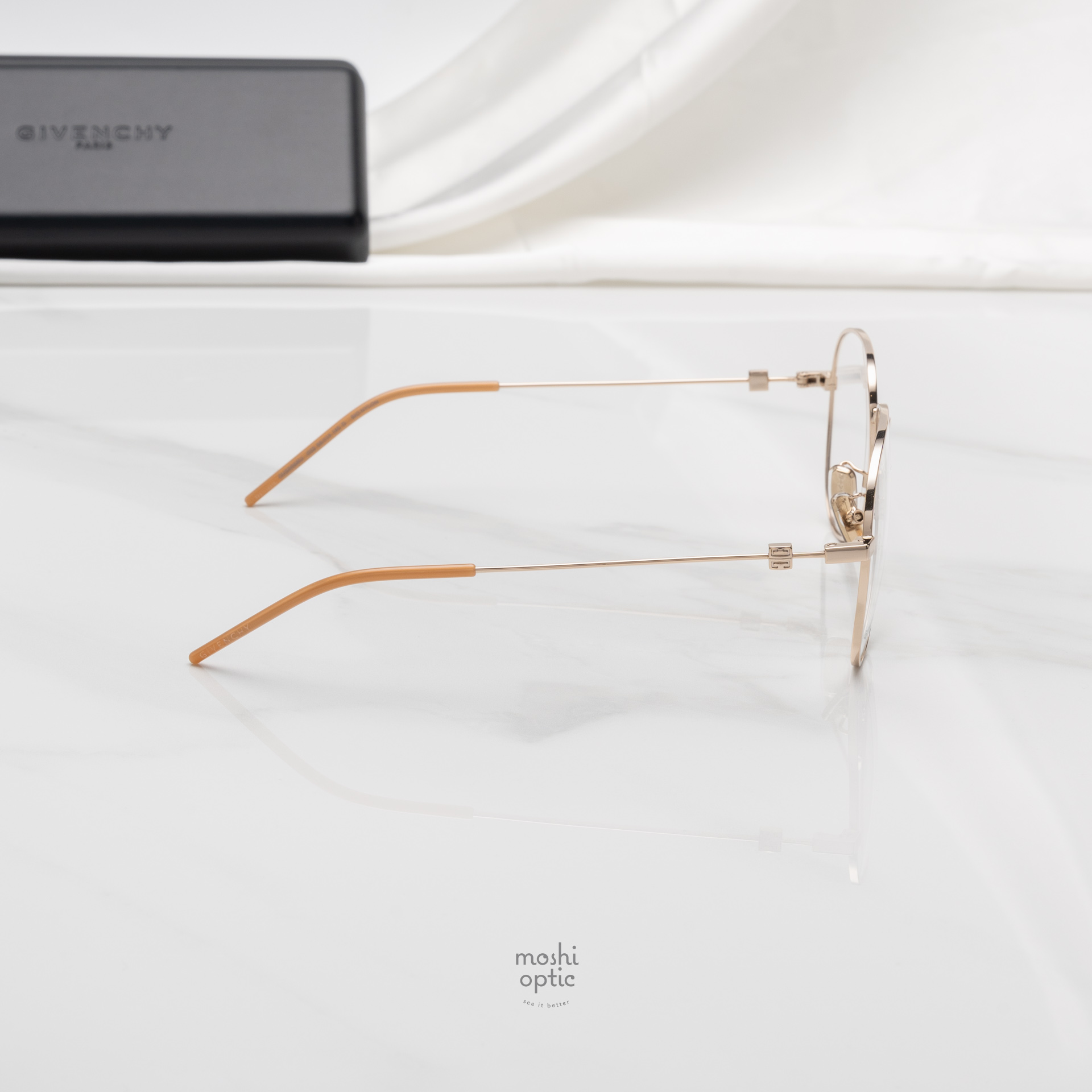 แว่นสายตา Givenchy GV50068U 032