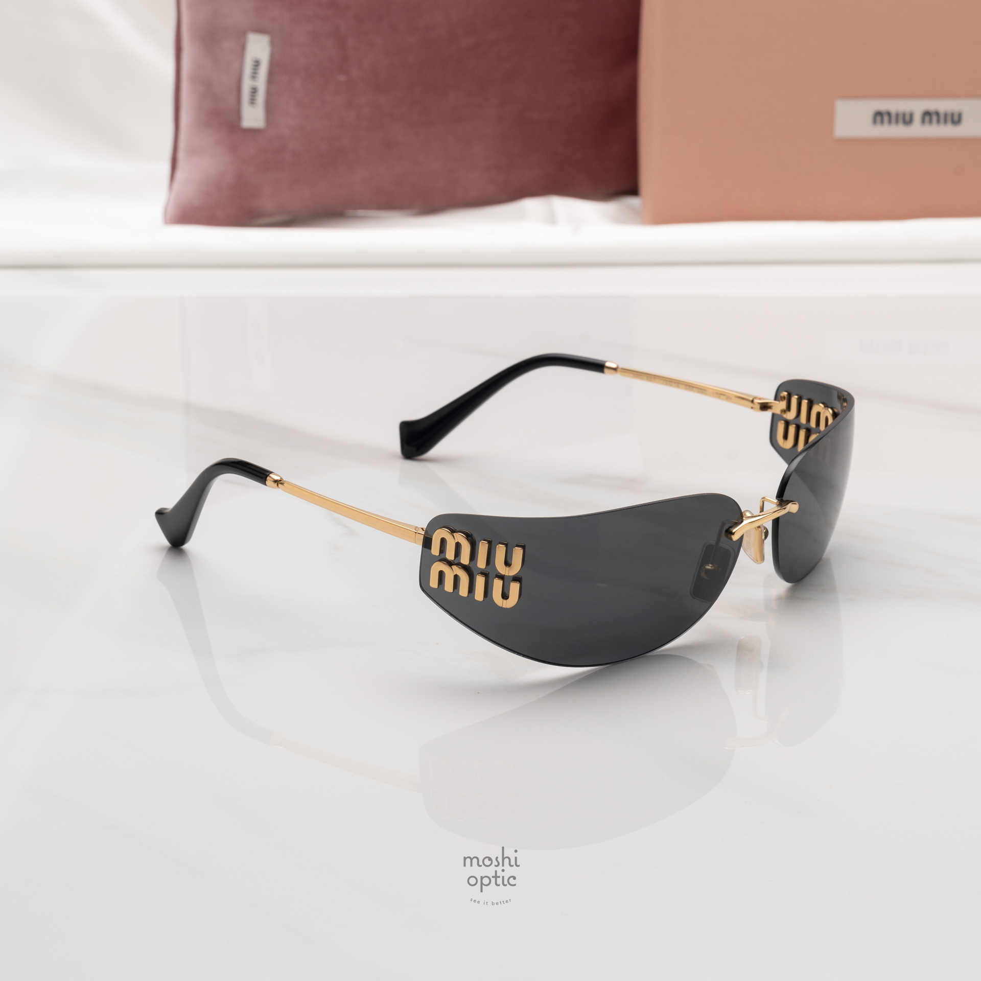 แว่นกันแดด Miu Miu MUA51S 5AK5S0 สำเนา