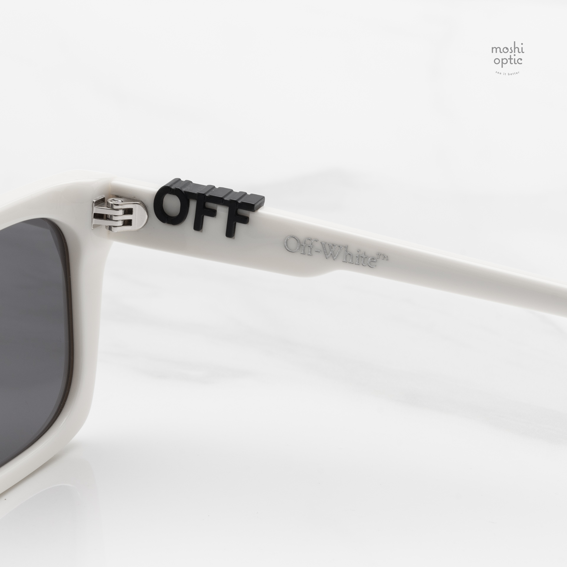 แว่นกันแดด Off-White OERI13E 0107