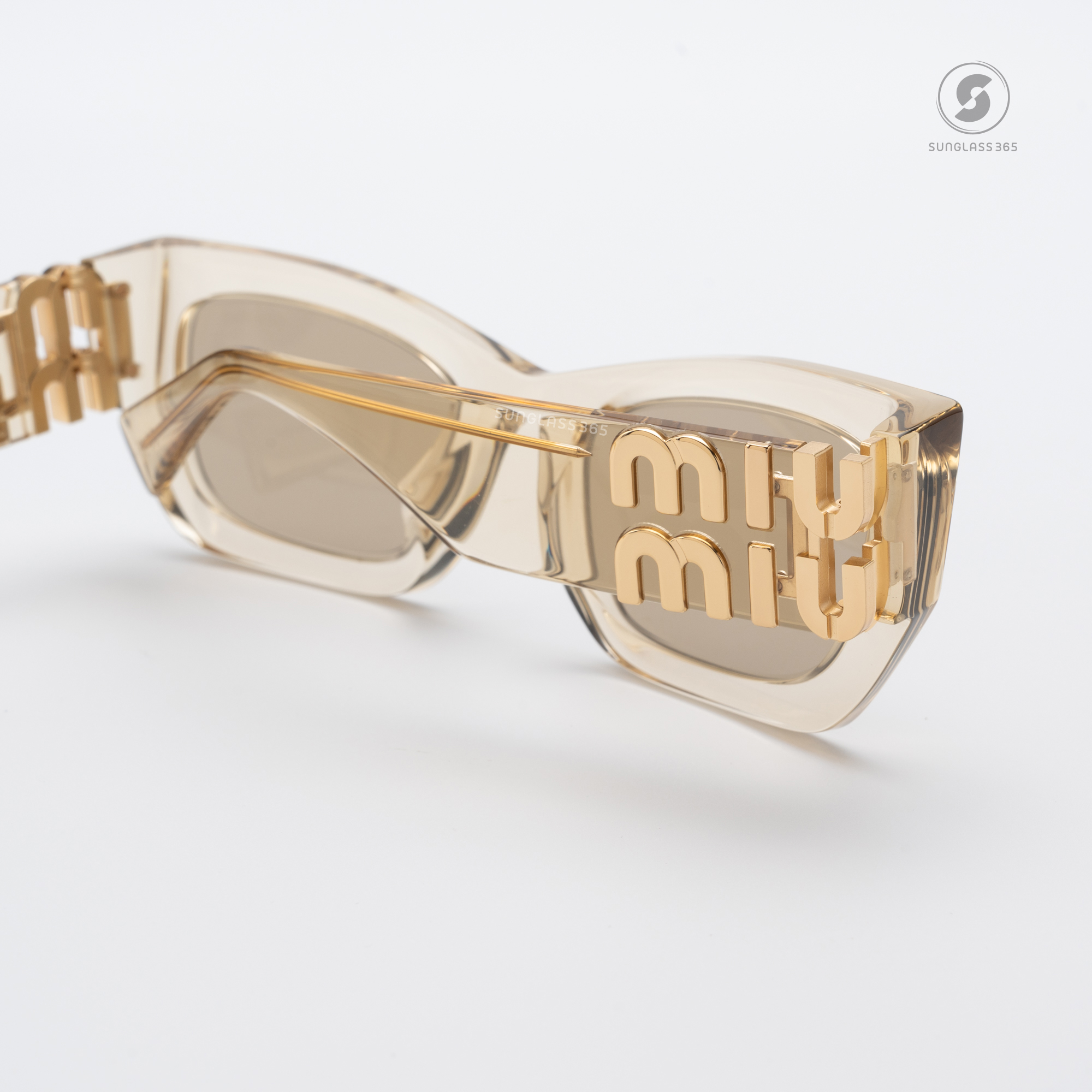 แว่นกันแดด Miu Miu Glimpse MU09WS 11T40F