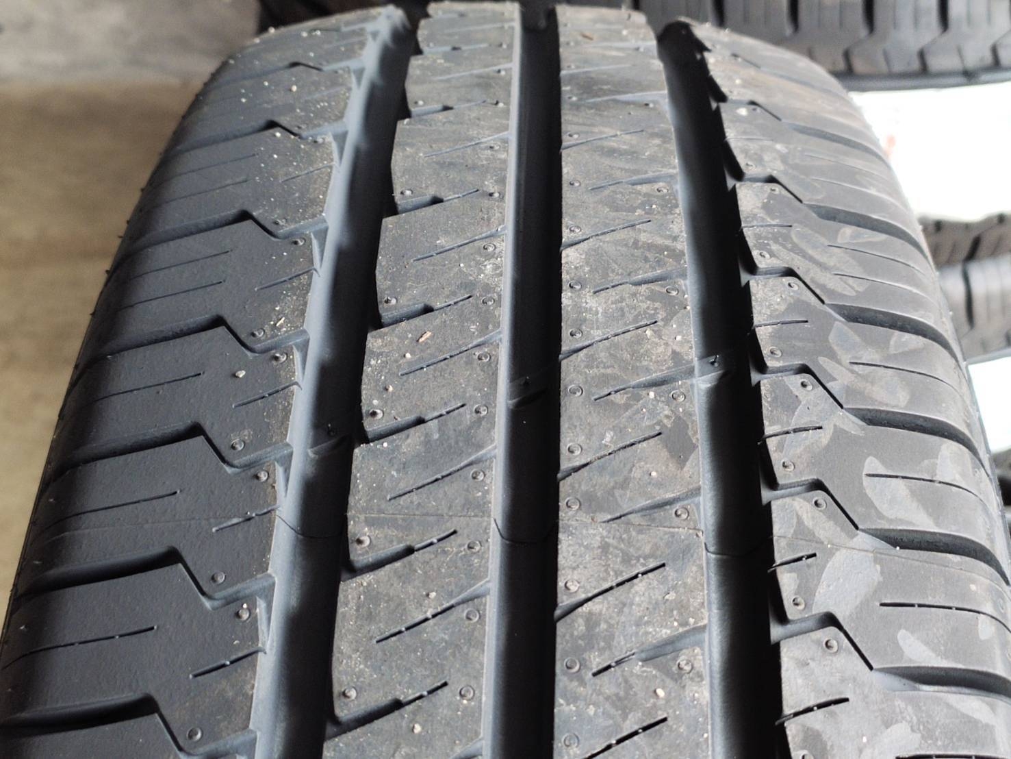 HANKOOK 215/70R16C RA18 6PR VANTRA LT