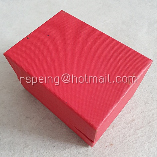 นาฬิกาข้อมือ TCL พร่อมกล่องสีแดง