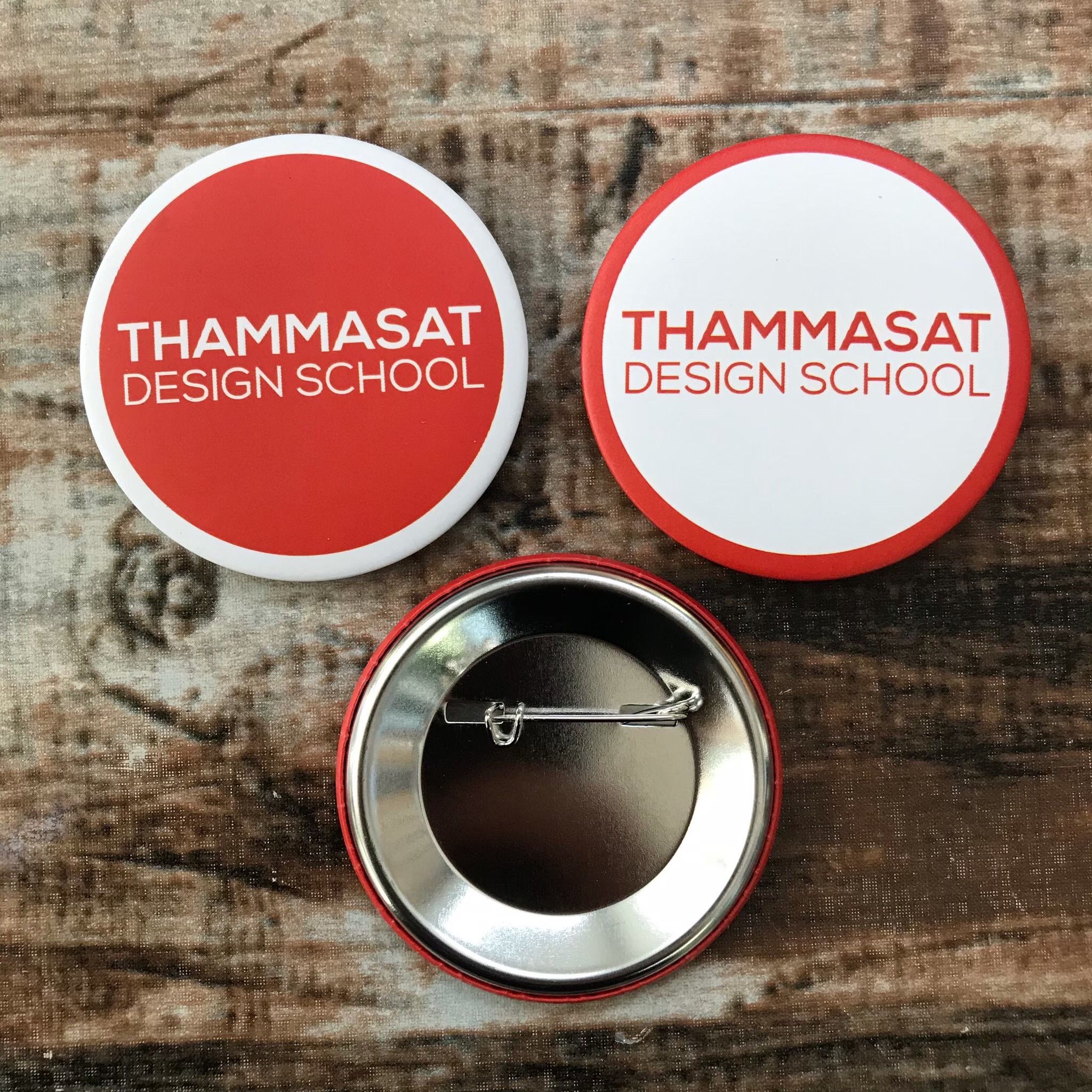 เข็มกลัดวงกลม หลังอลูมิเนียม เข็มกลัดอลูมิเนียม Aluminium badge