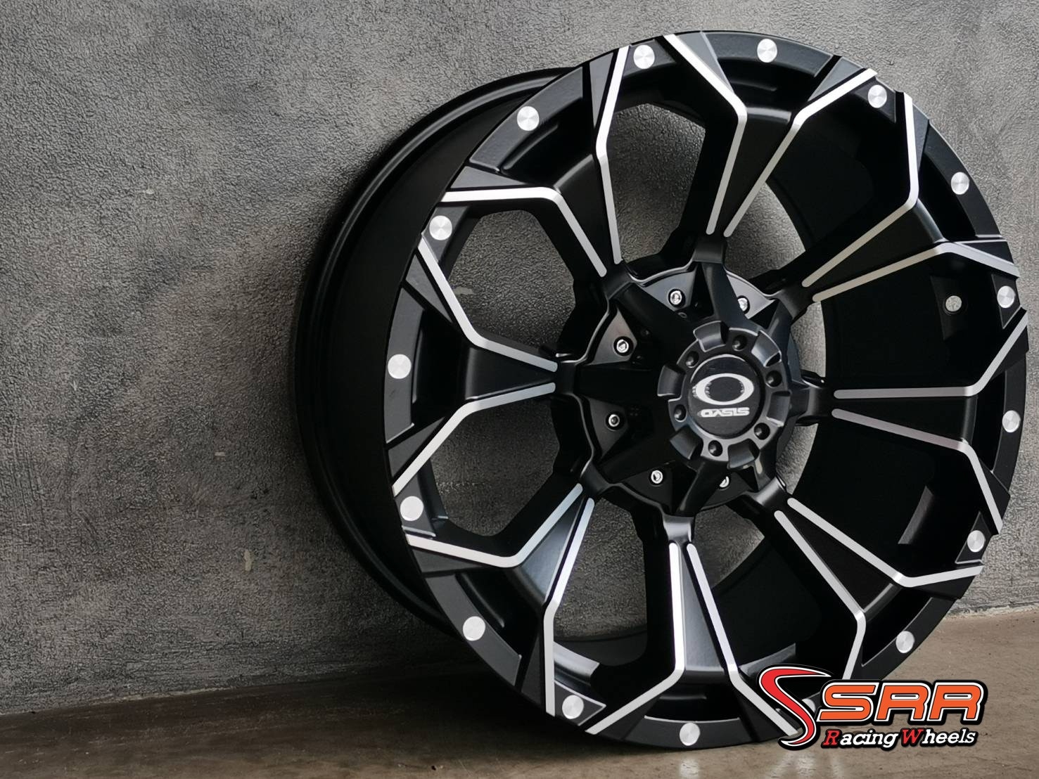 OASIS : LT9 18X9 6X139.7 15 ดำลึงเงา