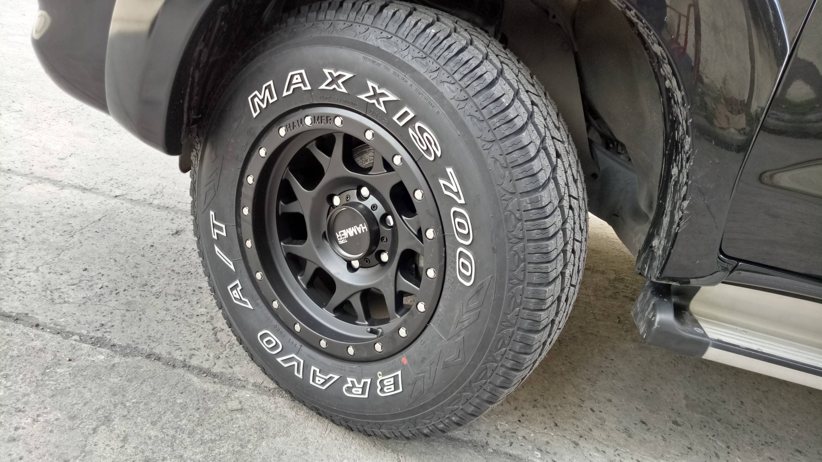 HAMMER HM3 ขอบ16 ยาง MAXXIS AT700 265/70-16 ราคาพิเศษ