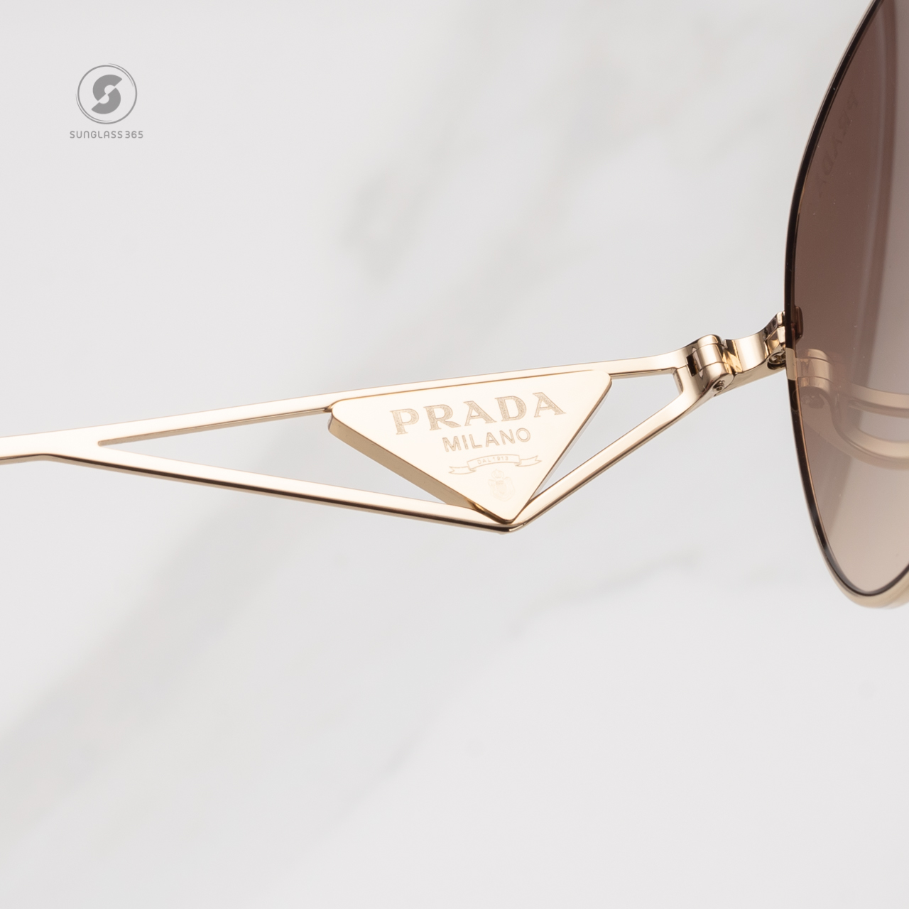 PRADA PR73ZS ZVN3D0 Pale Gold