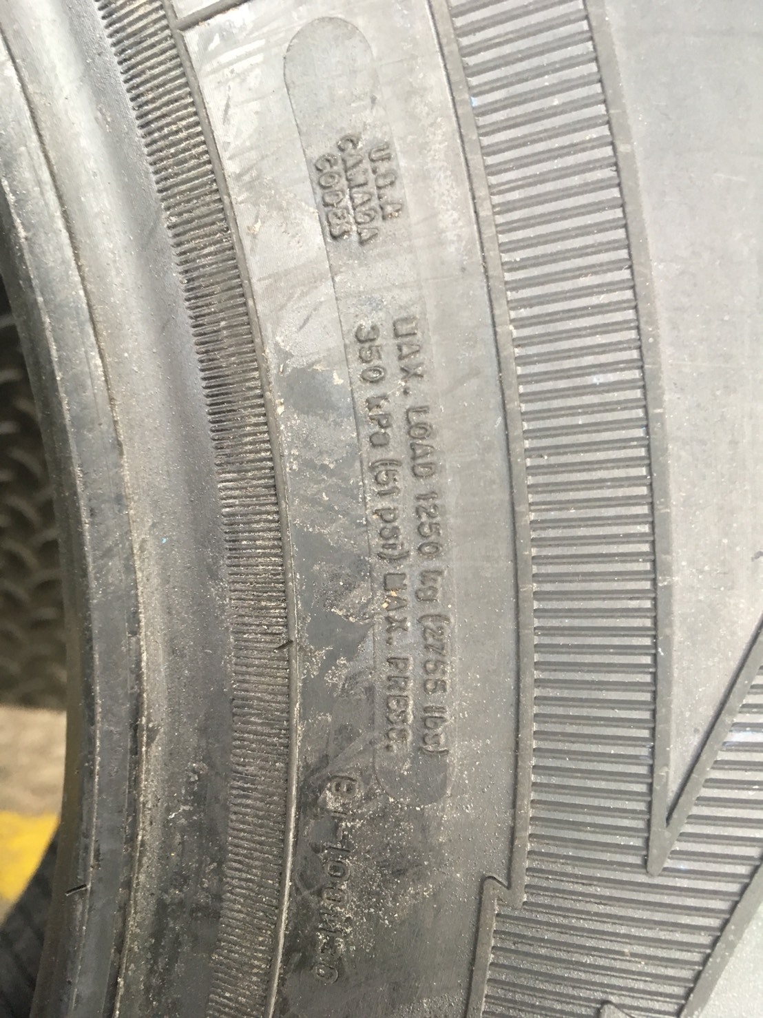 GOODYEAR WRANGLER AT/SA 265-75-16 เส้น 3500 ปกติ 4500 ปี17