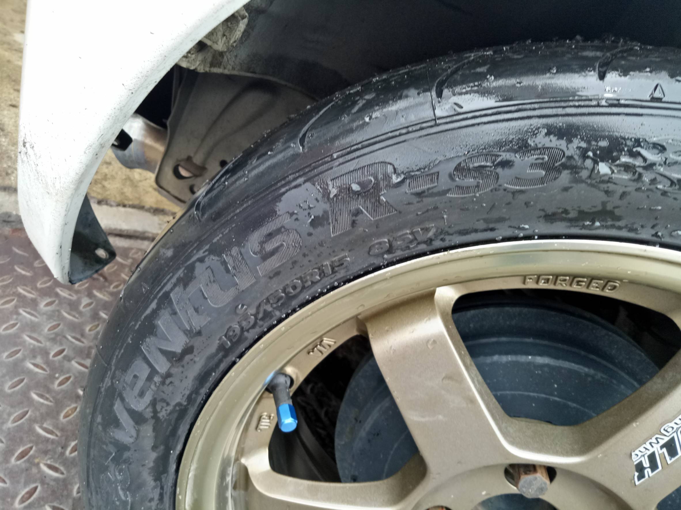 ยางใหม่ HANKOOK RS3 195/50-15 เส้น 2500 บาท ปกติ 3400 บาท