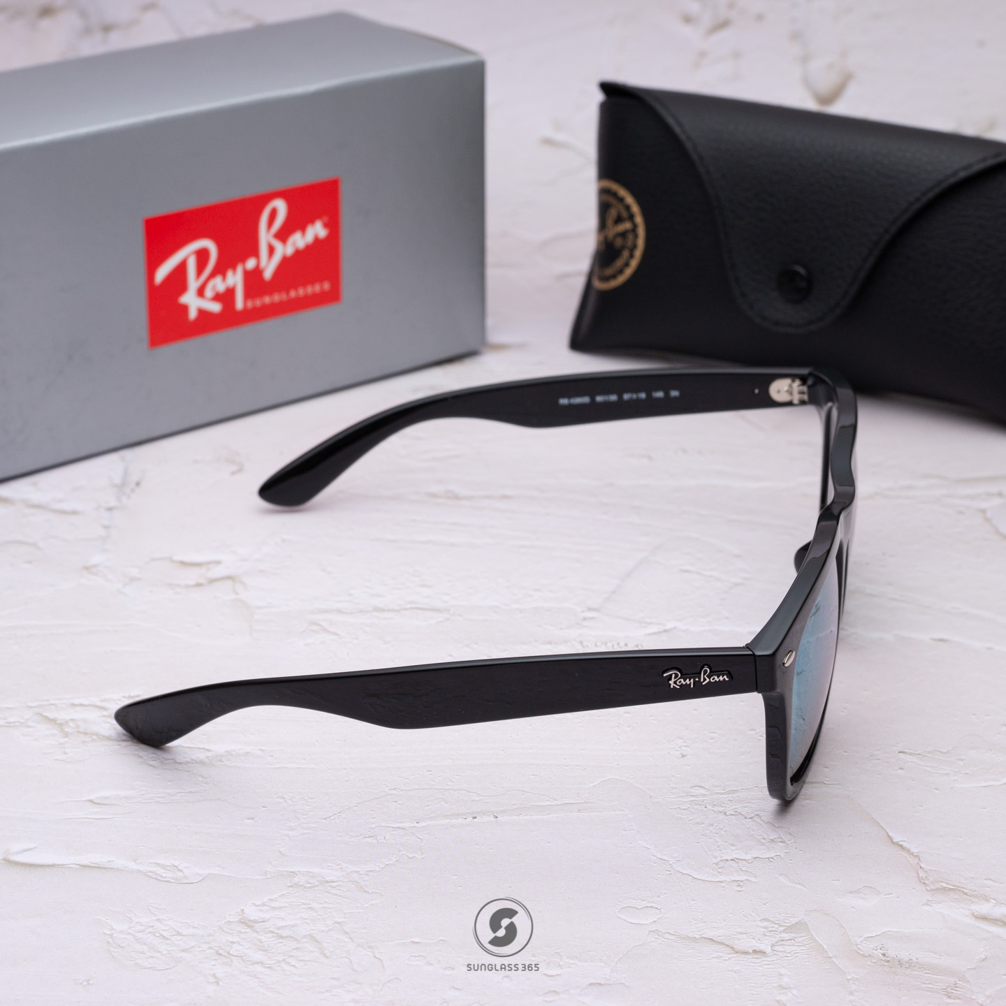 Ray-Ban RB4260D 601/30 BLACK Grey Flash