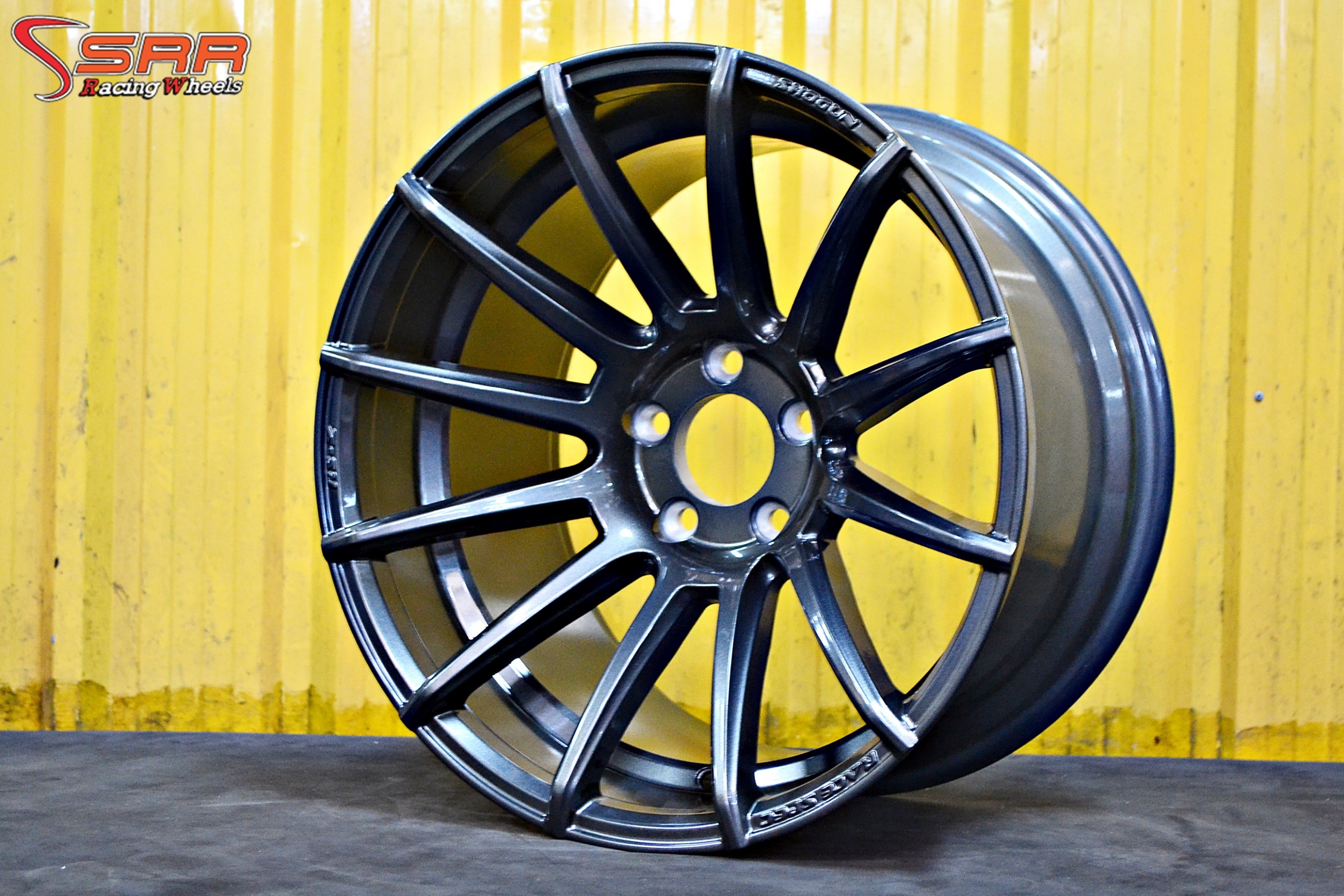 ล้อราคาพิเศษ ADVAV RSZ ขอบ18 ชุด9800 ปกติ 22000