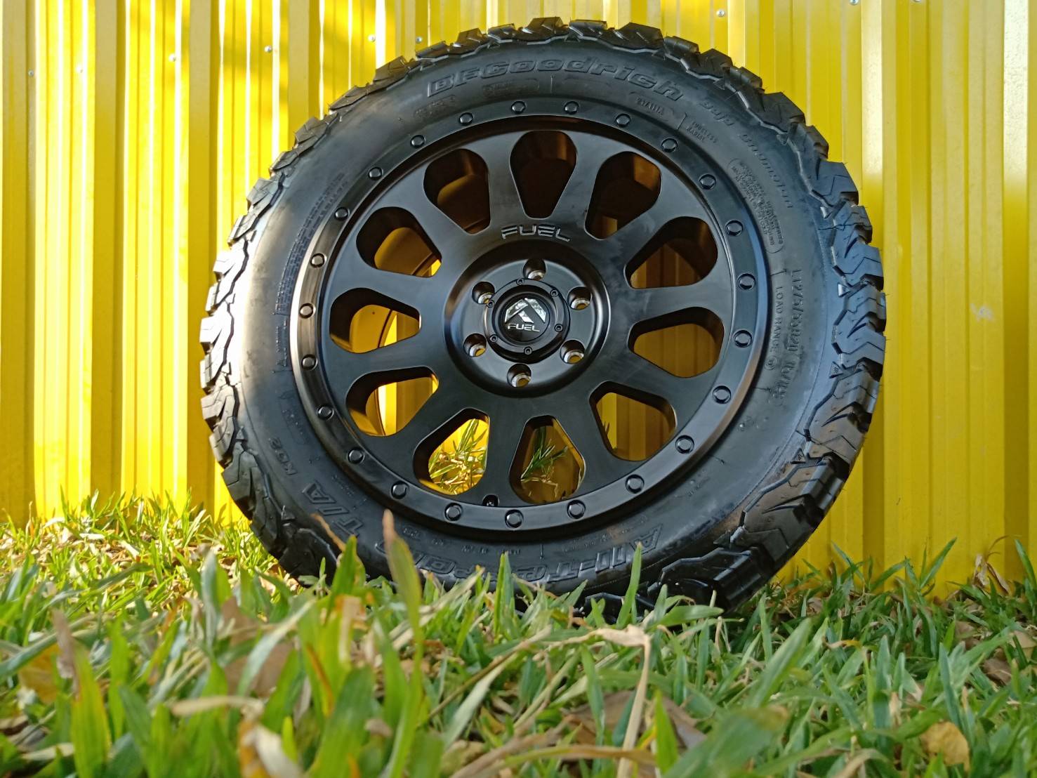 ล้อแท้ FUEL VECTOR D579 ขอบ20