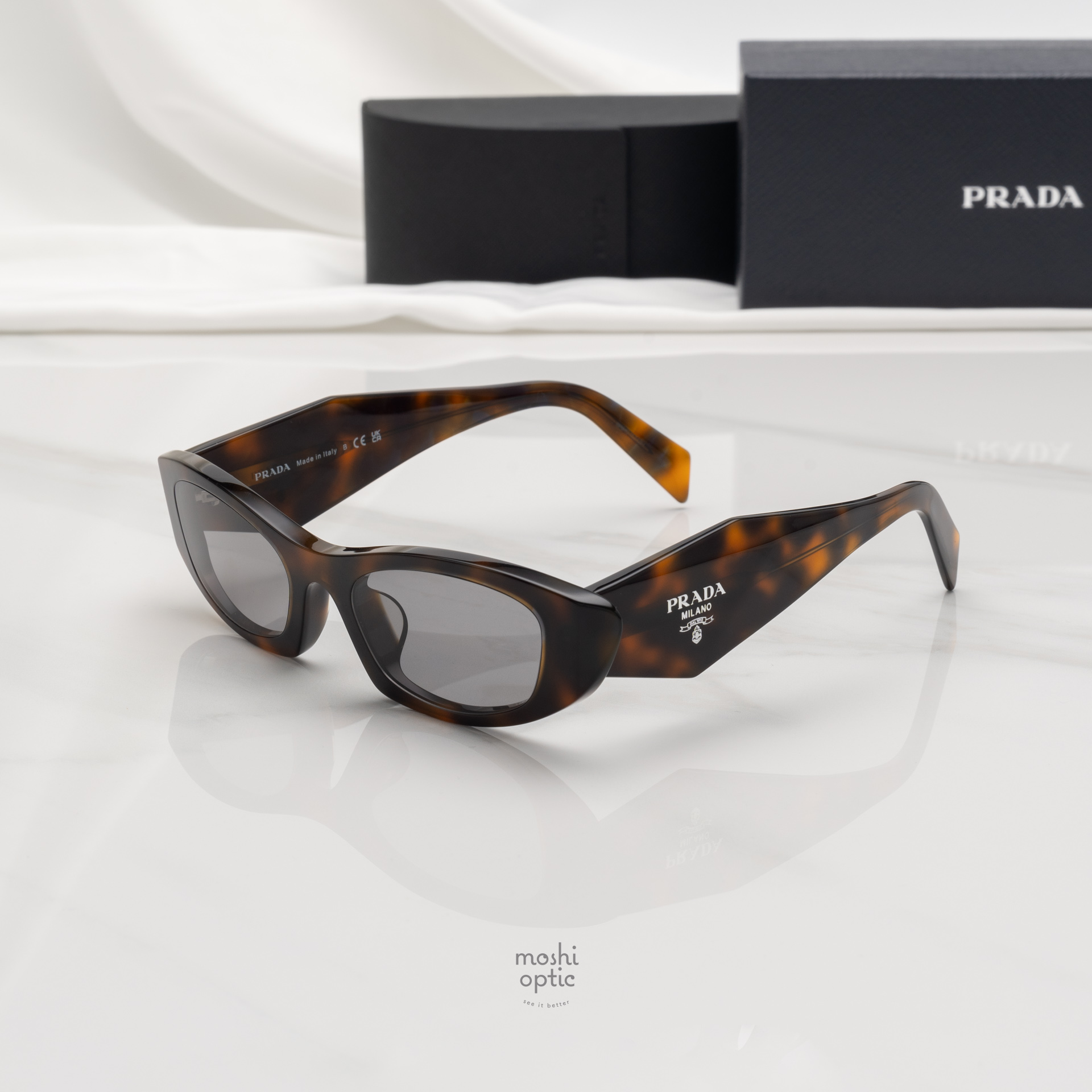 แว่นกันแดด PRADA PRB16SF 20D50Q