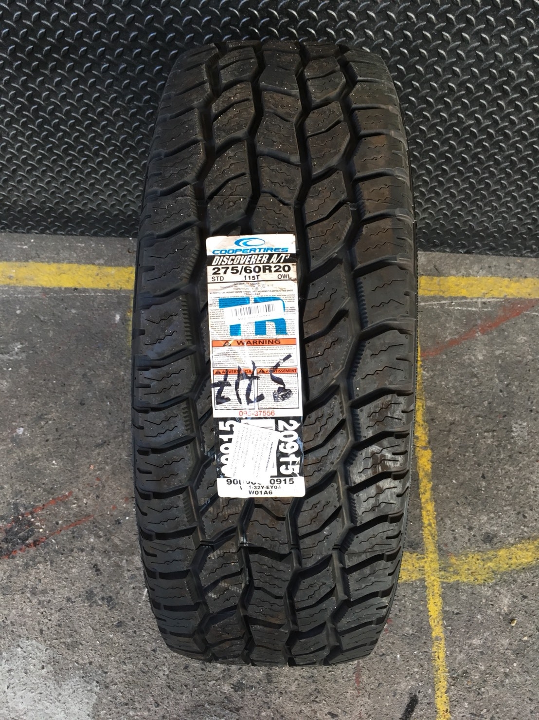 COOPER DISCOVERER AT3 275/60-20 เส้น 8500 ปี 17 ปกติ 12000