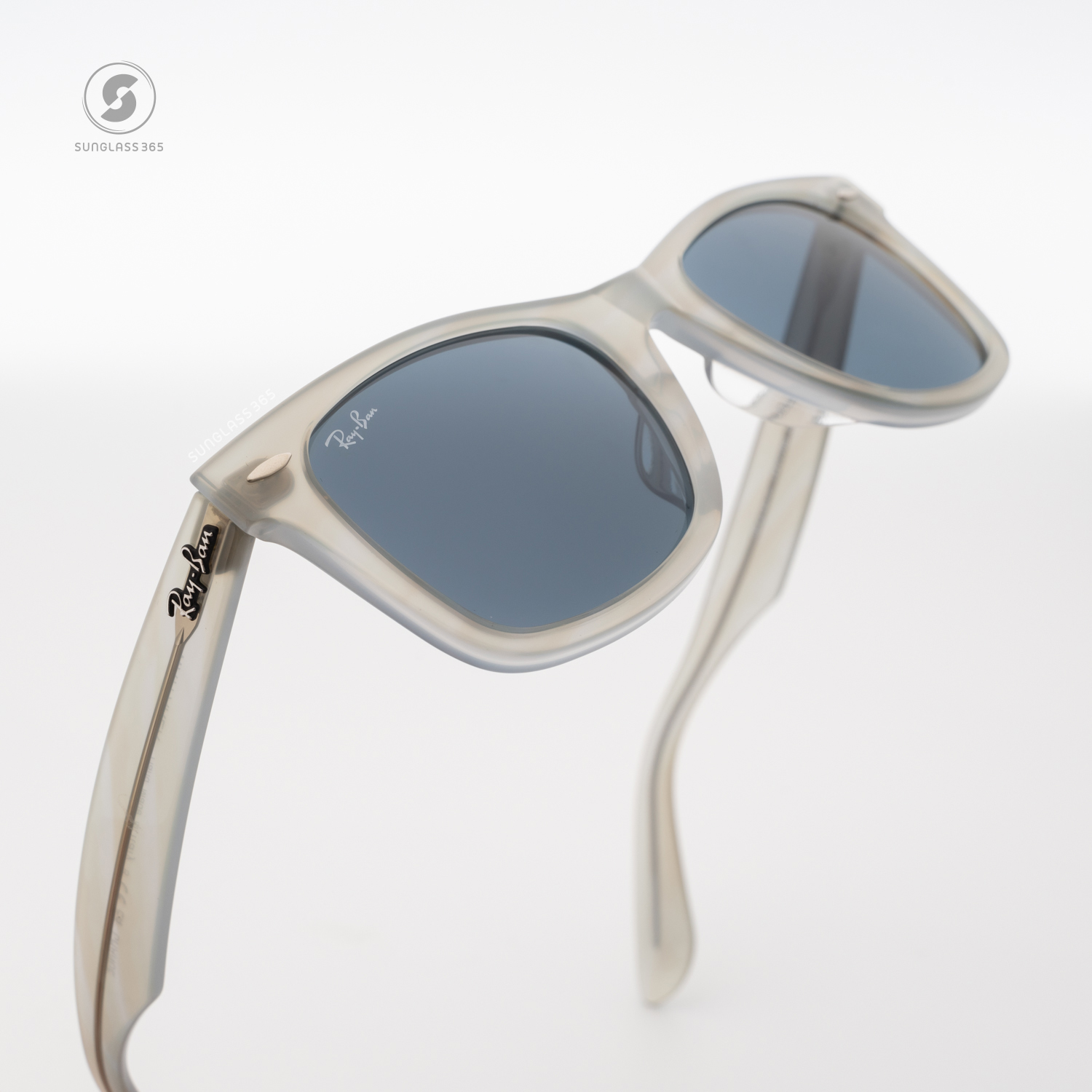 Ray Ban Wayfarer Change Collection RB2140F 1407R5 Photo Striped Light Blue