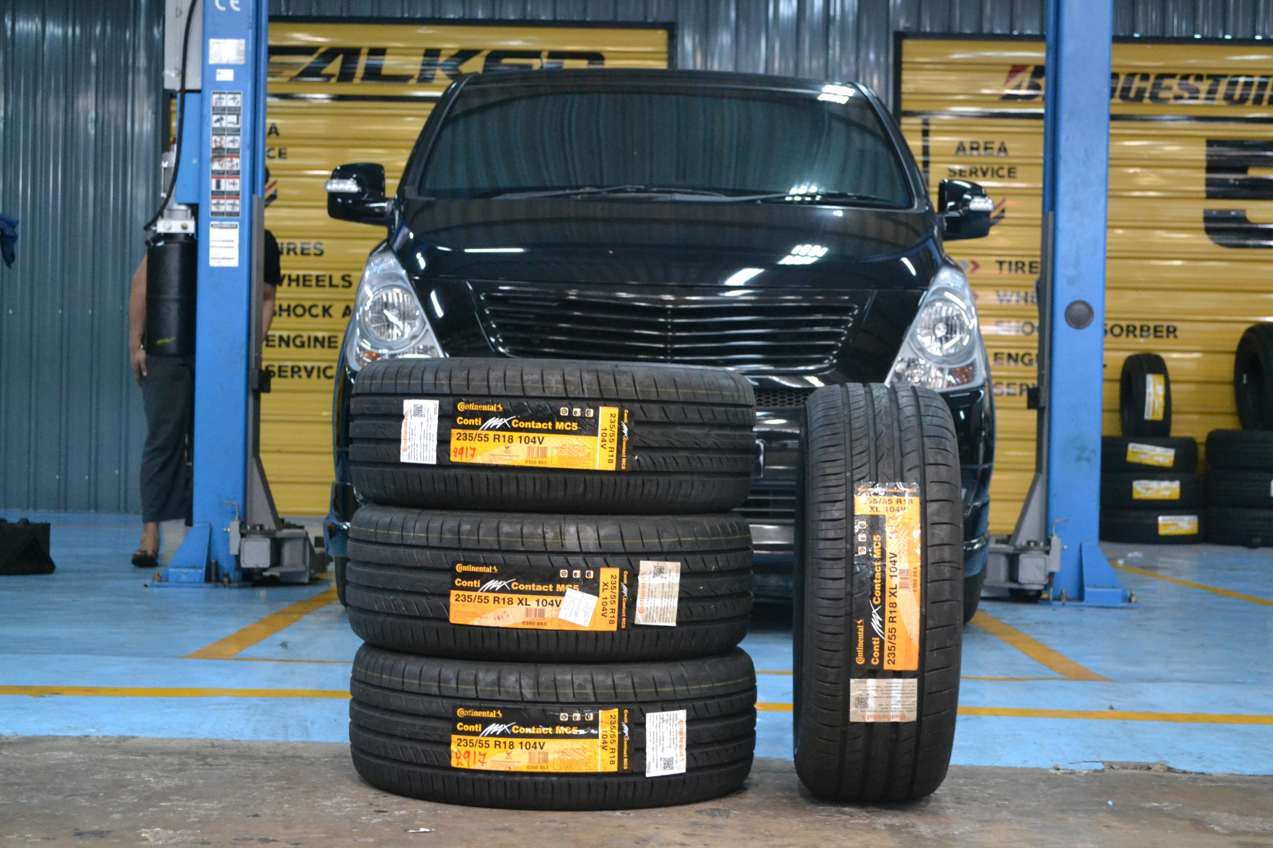 CONTINENTAL CONTACT MC5 235W55S18 ซื้อ2แถม2
