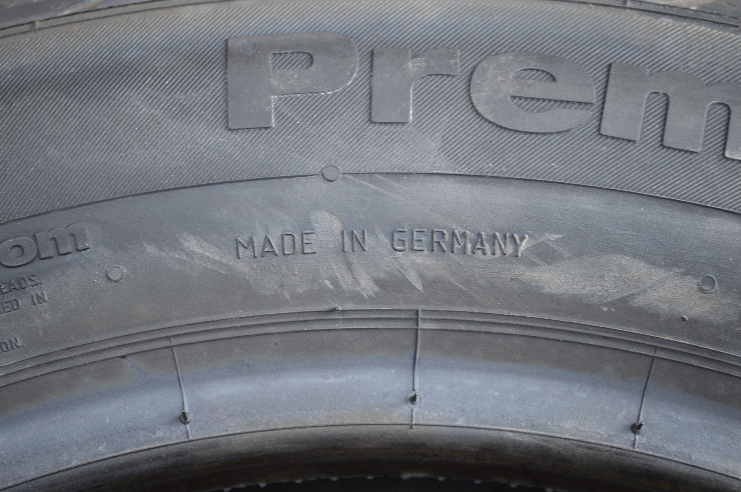 CONTINENTAL CONTACT SSR 205/55-16 เส้น 3500 ปกติ 7800 ปี16