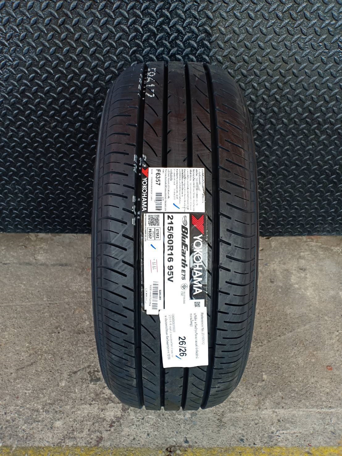 #แนะนำยางรถ #ขอบ16 #ราคาสุดคุ้ม #รถเก๋งเล็กเก๋งขนาดกลาง YOKOHAMA BLUEARTH E75 215/60R16 ปี19 (MADE IN THAILAND)