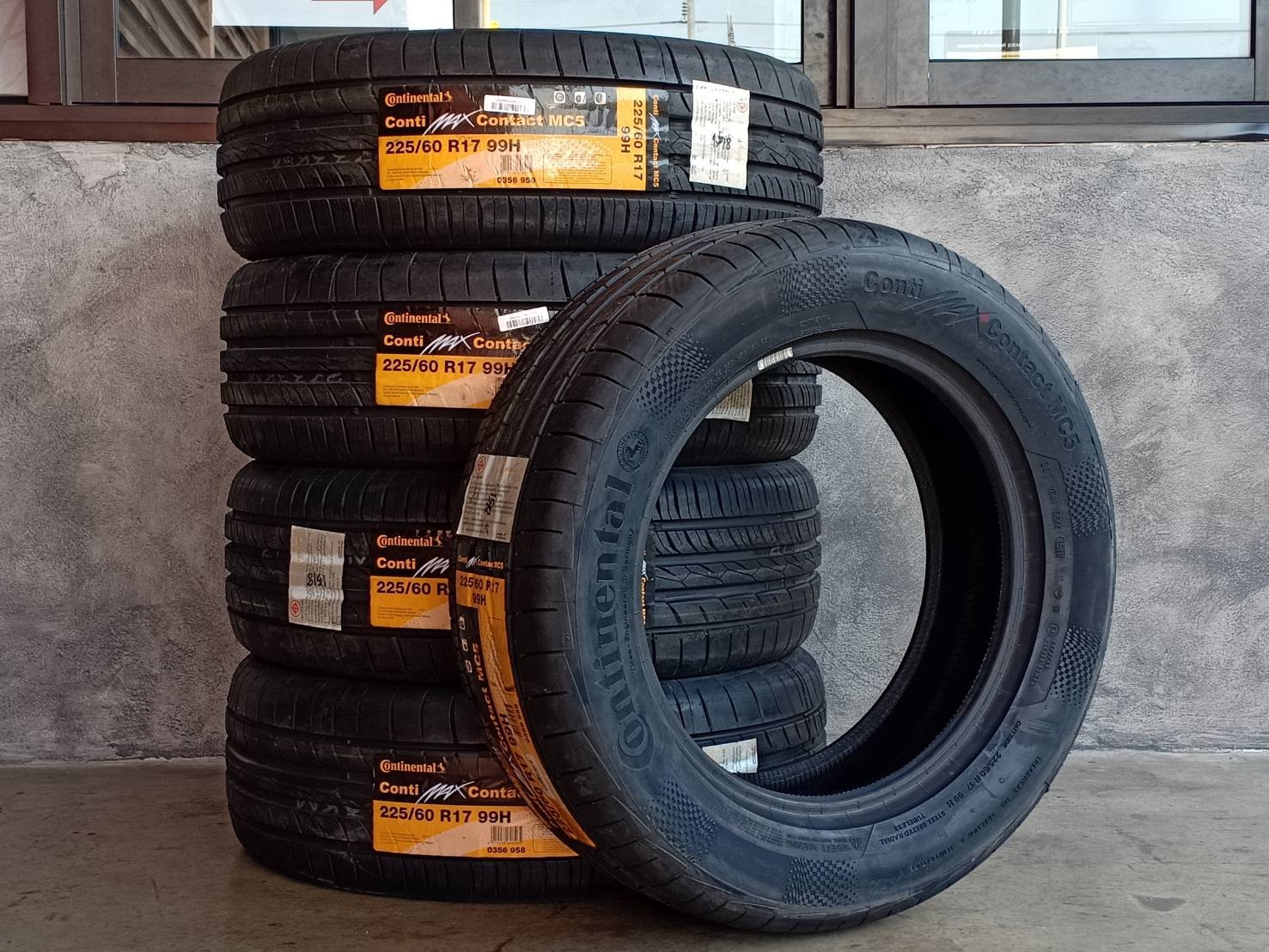 CONTINENTAL 225/60R17 CONTACT MC5 99H MADE IN MALAYSIA